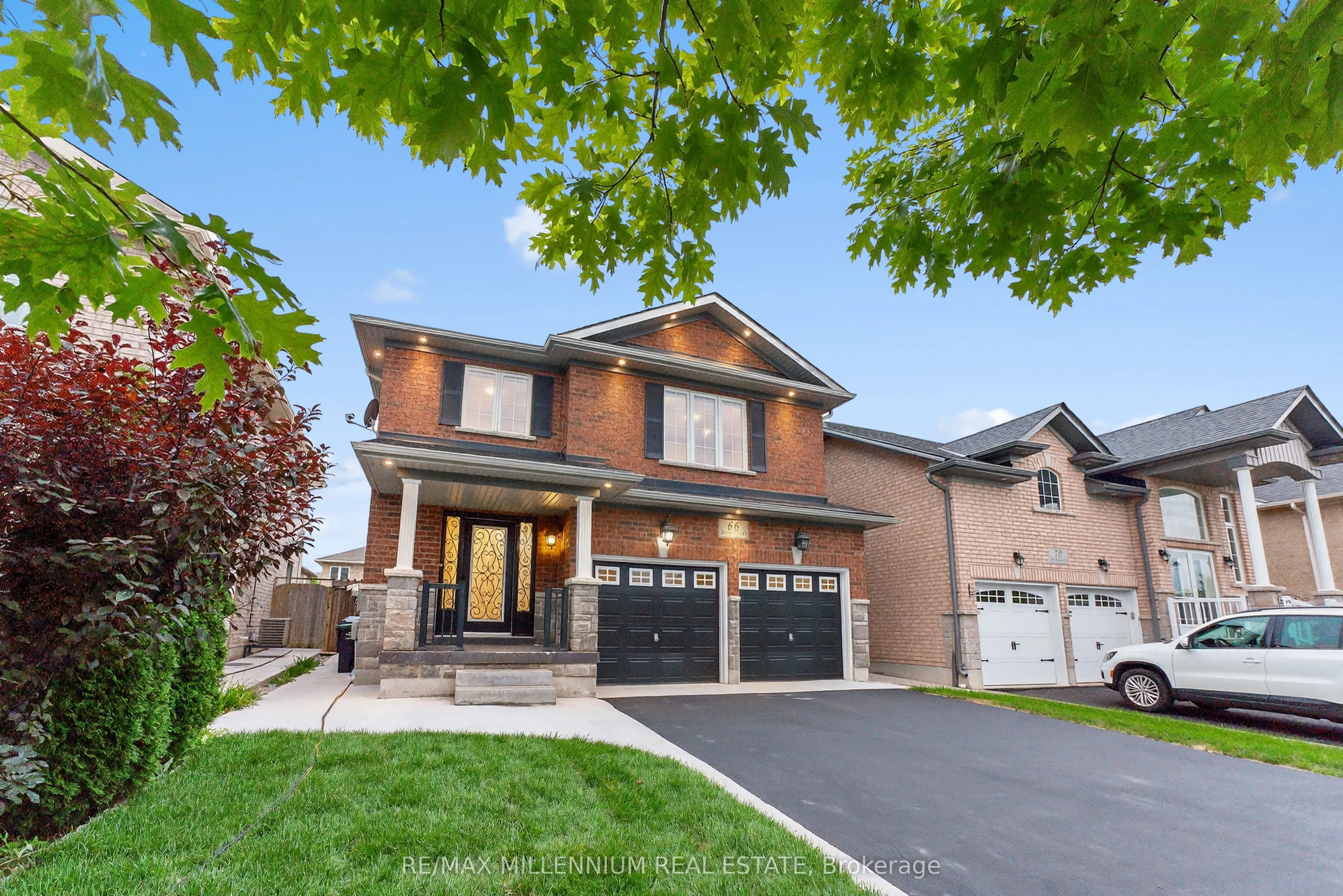 66 Armstrong Crescent