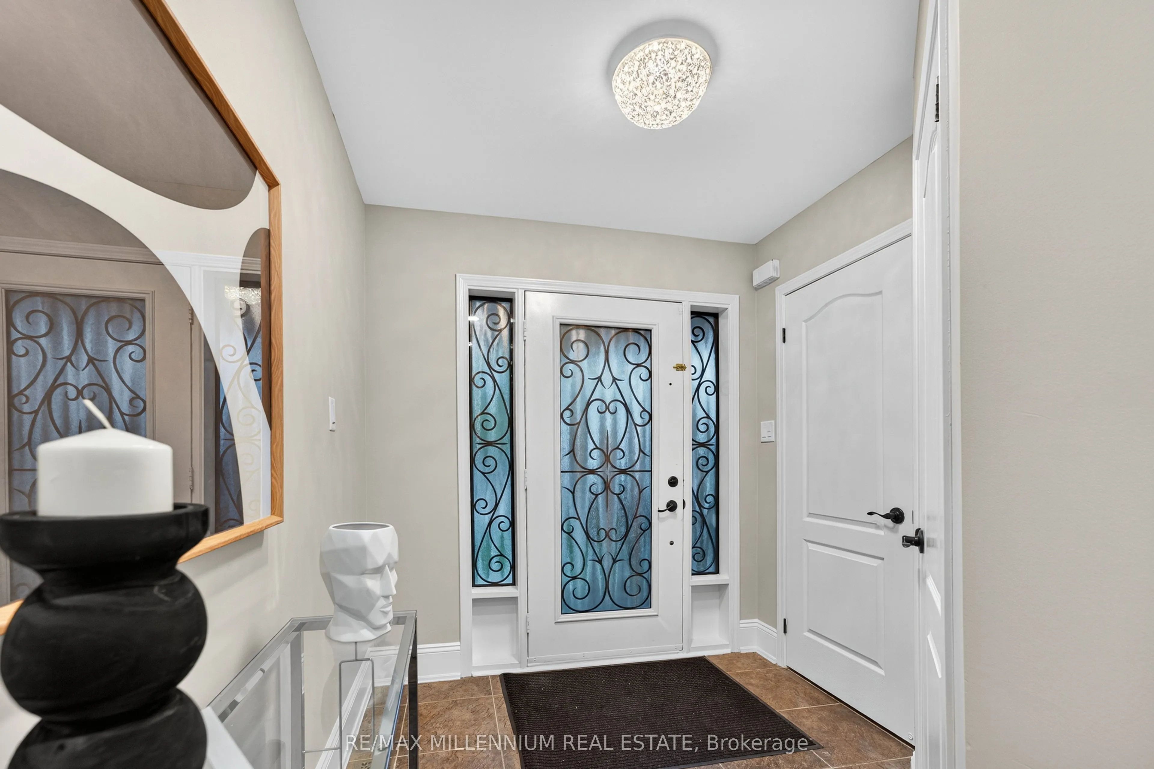 66 Armstrong Crescent