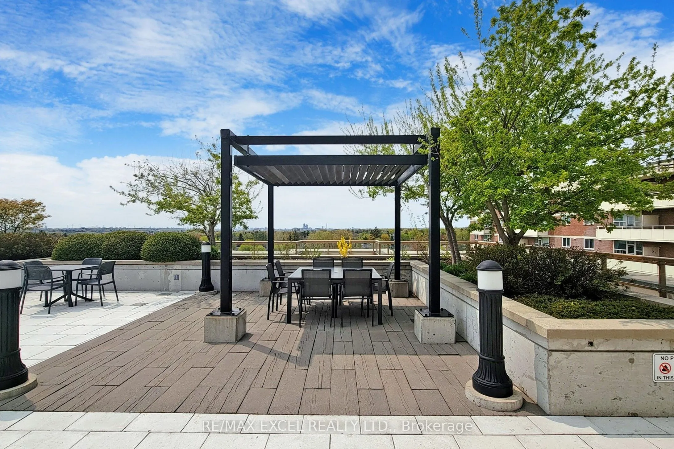 68 Main Street, #327