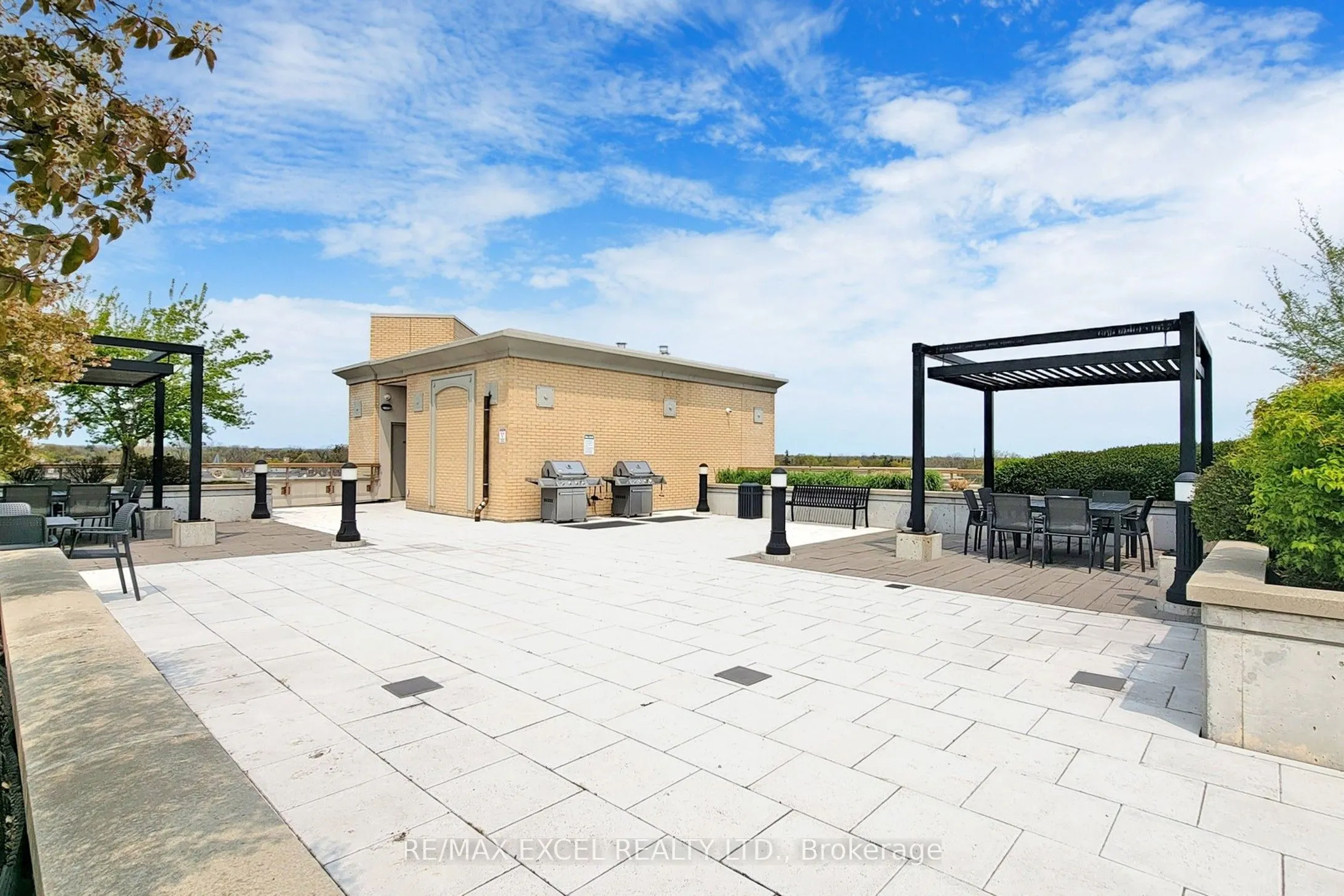 68 Main Street, #327