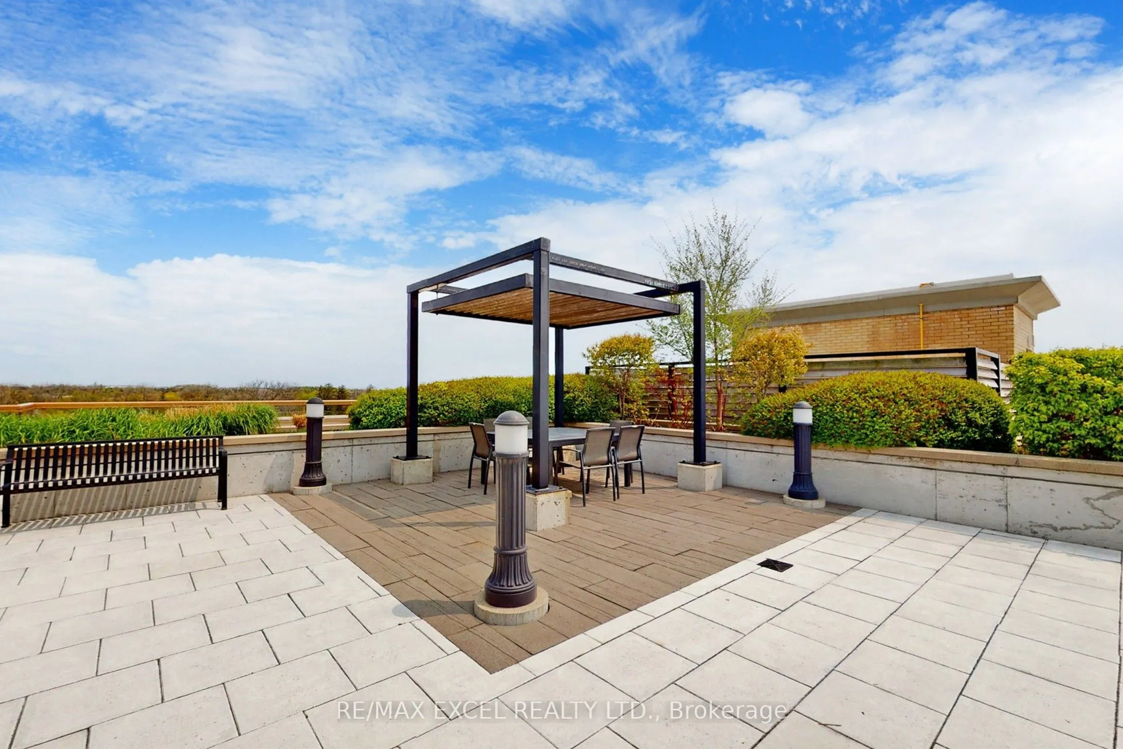 68 Main Street, #327