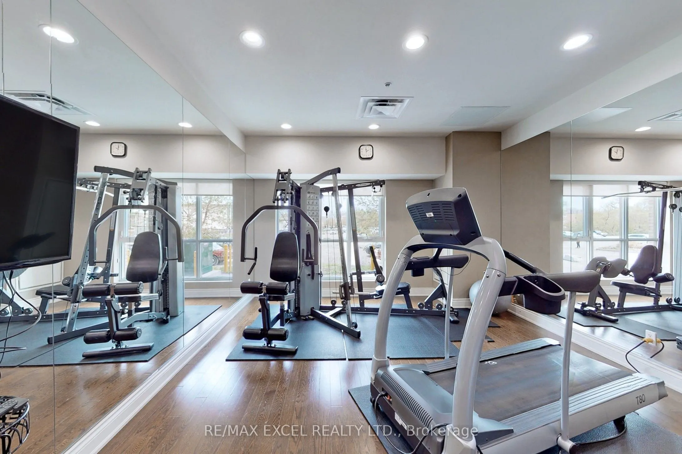 68 Main Street, #327