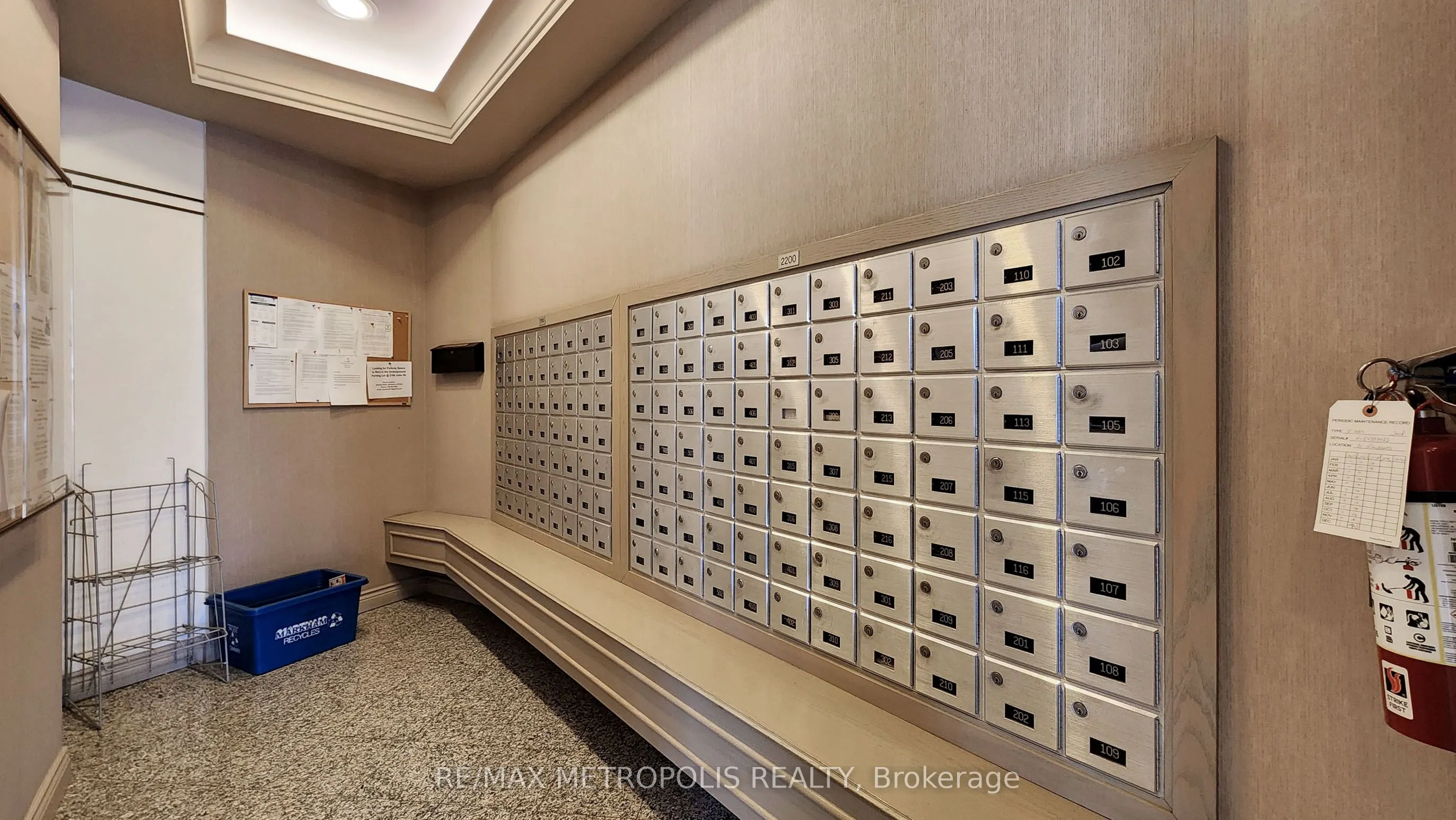 2200 John Street, #412