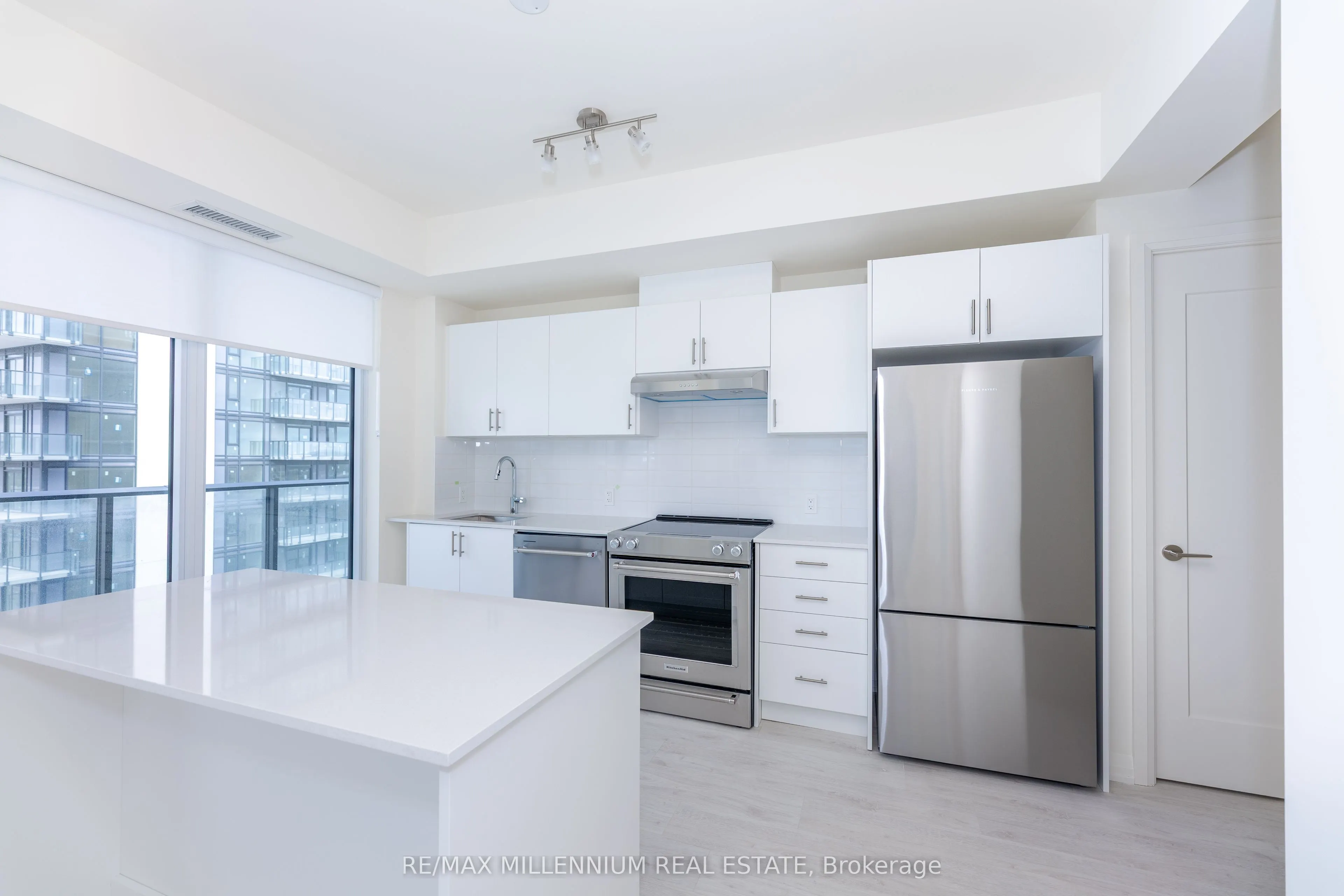 8960 Jane Street, #2310