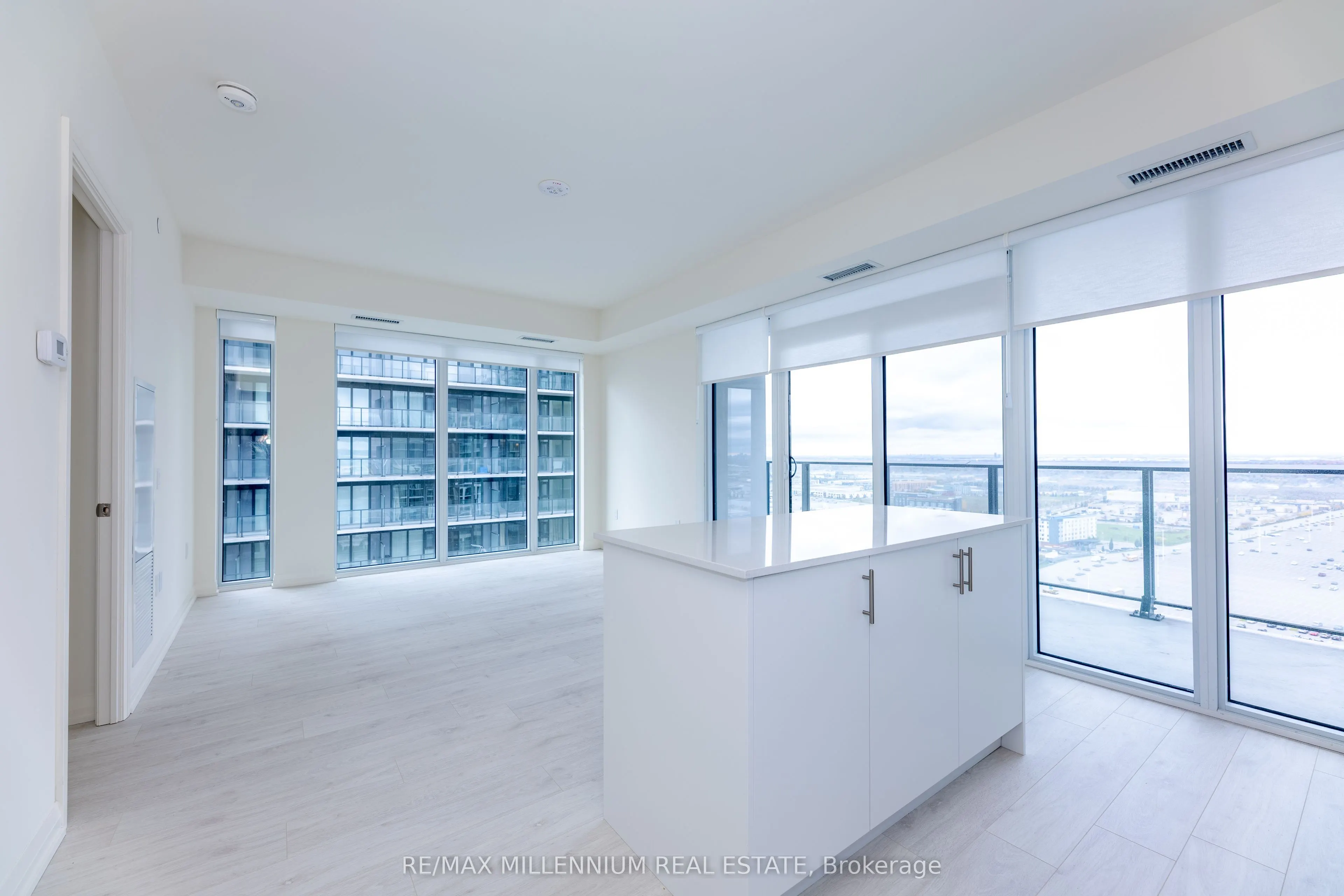 8960 Jane Street, #2310