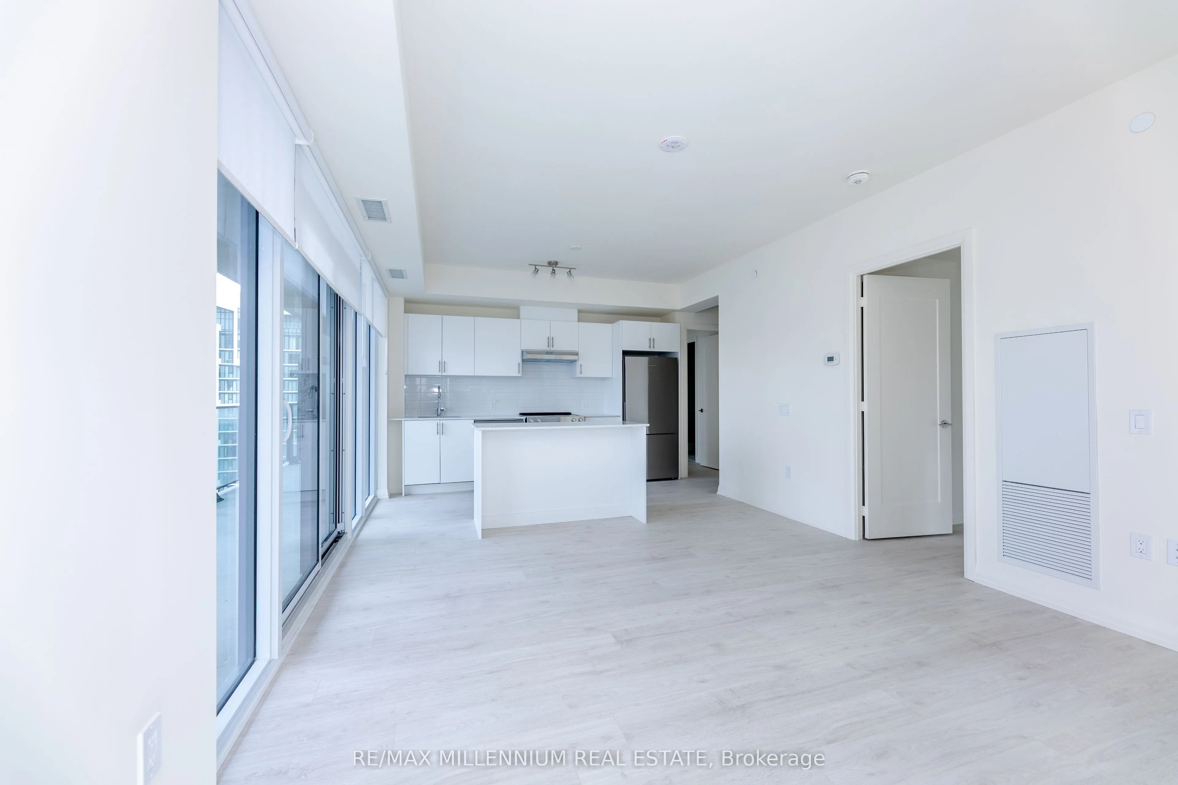 8960 Jane Street, #2310