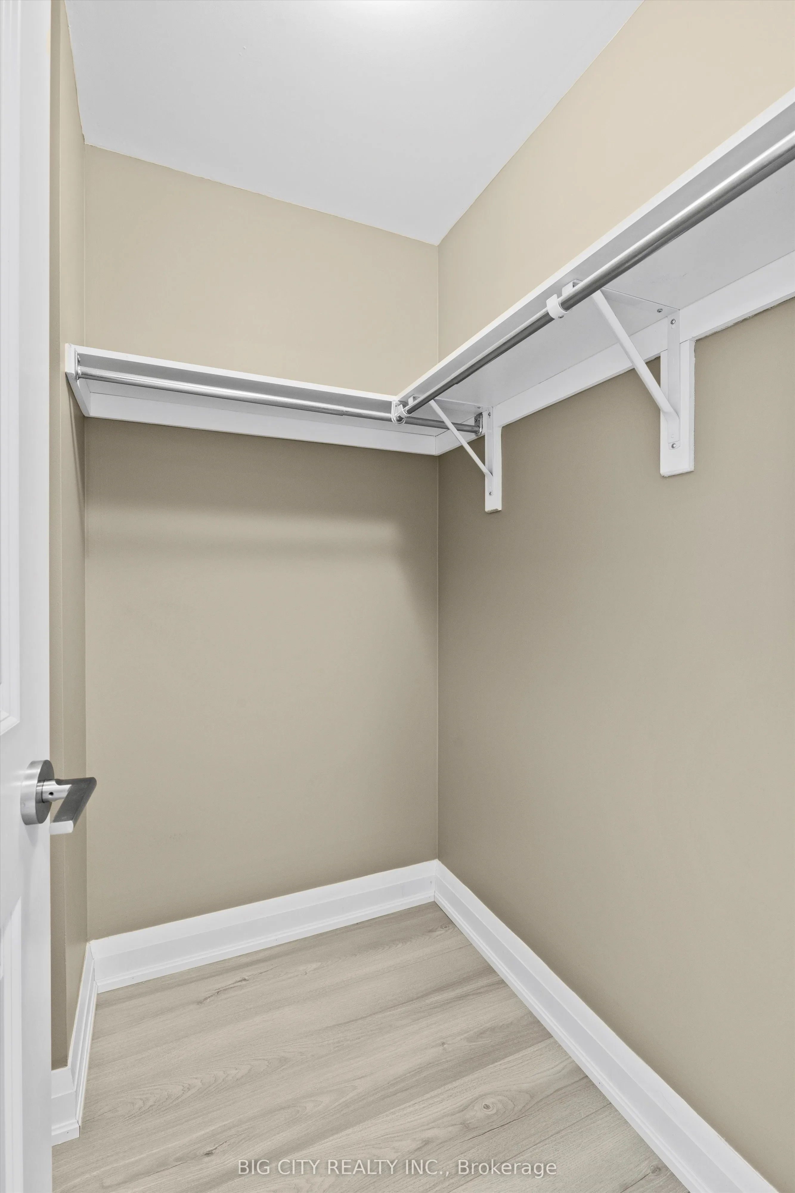 7890 Bathurst Street, #2210