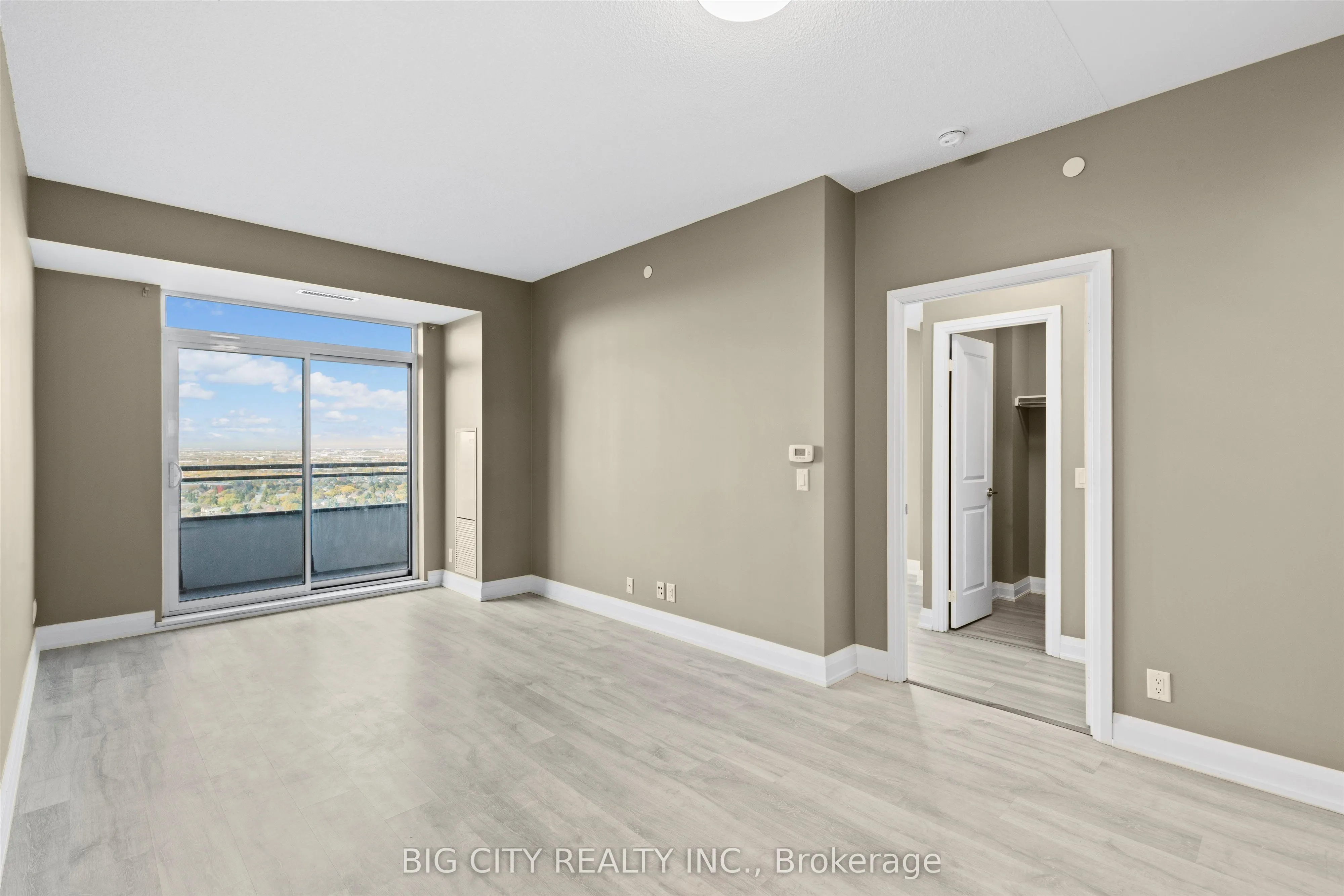 7890 Bathurst Street, #2210