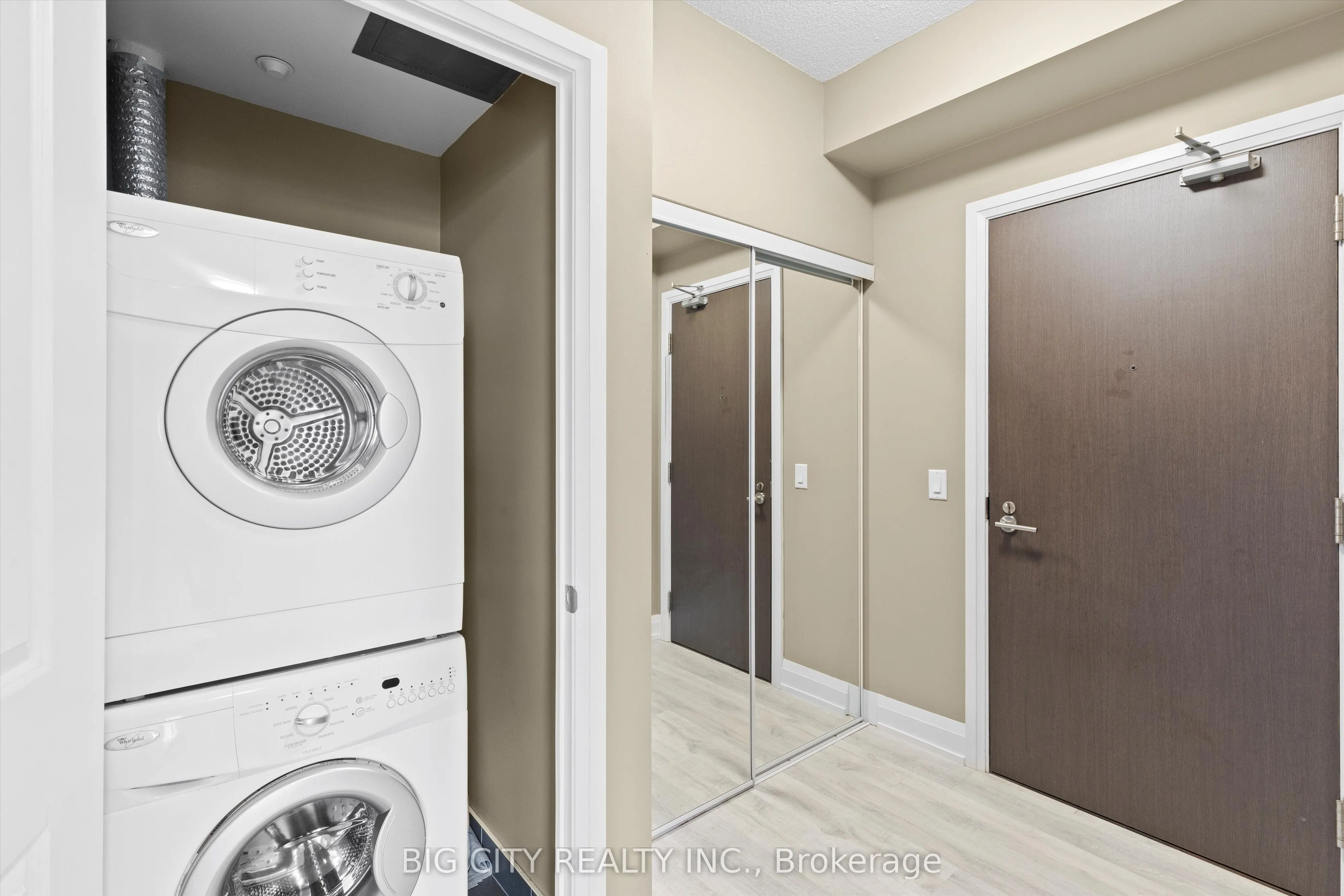 7890 Bathurst Street, #2210