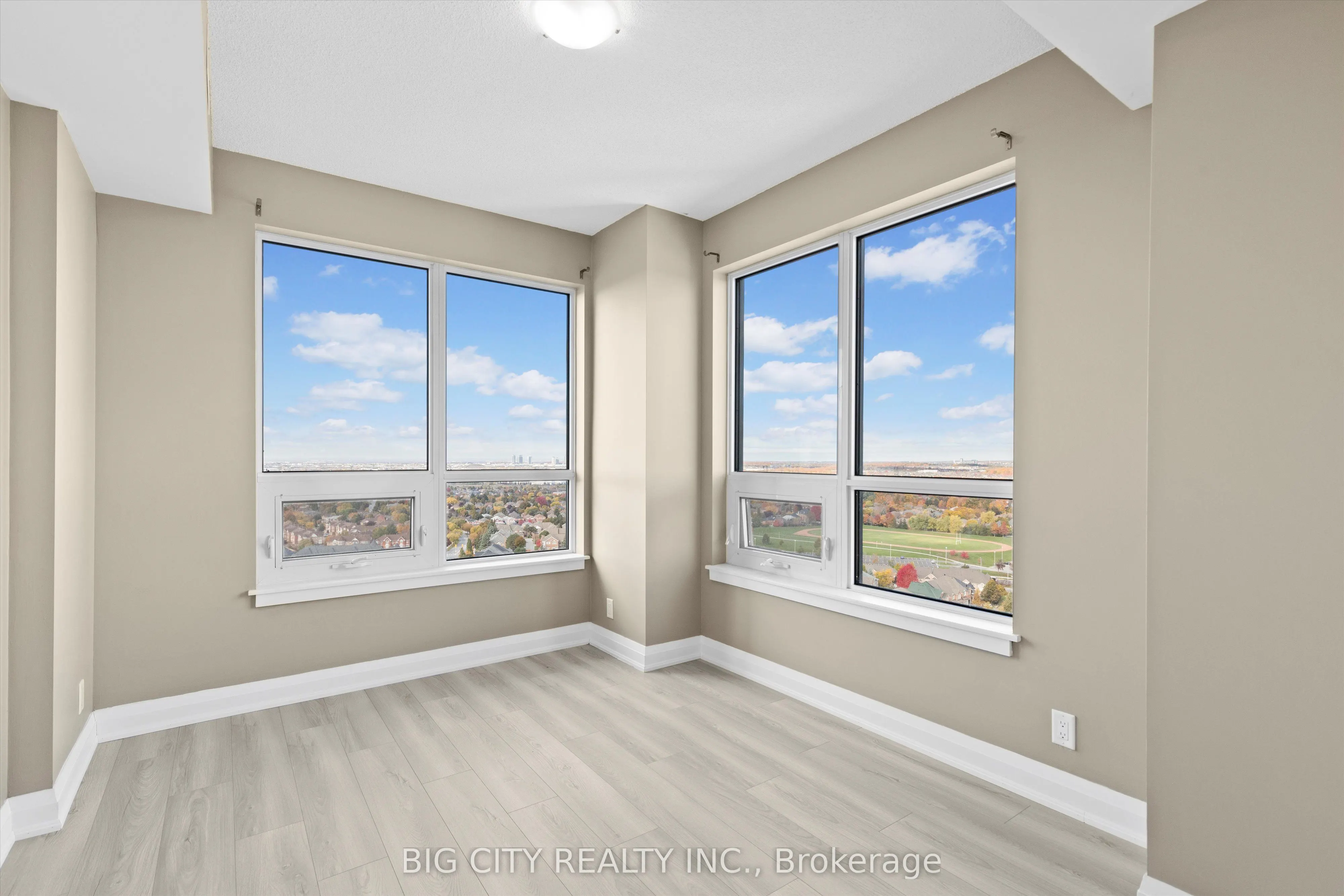 7890 Bathurst Street, #2210