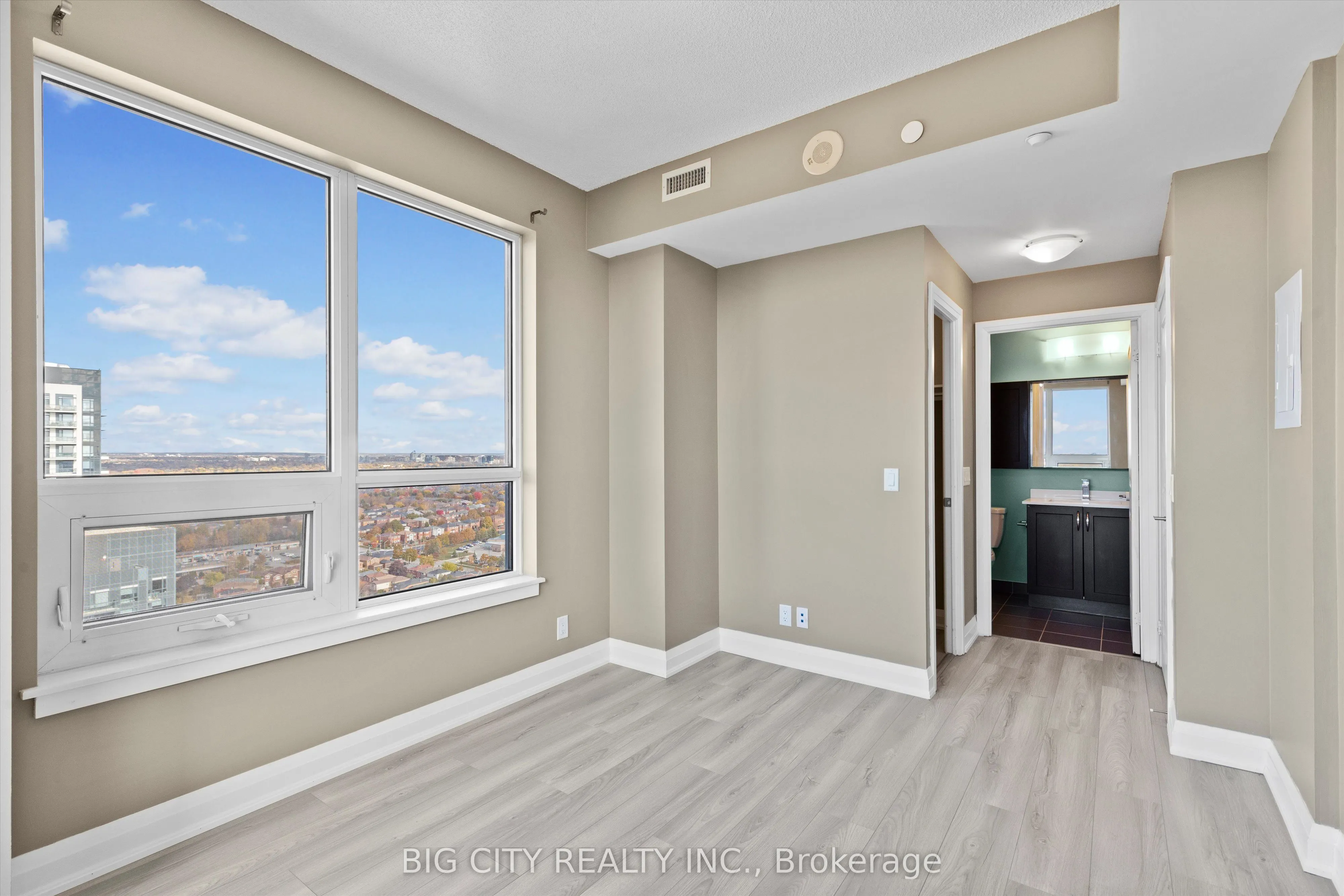 7890 Bathurst Street, #2210