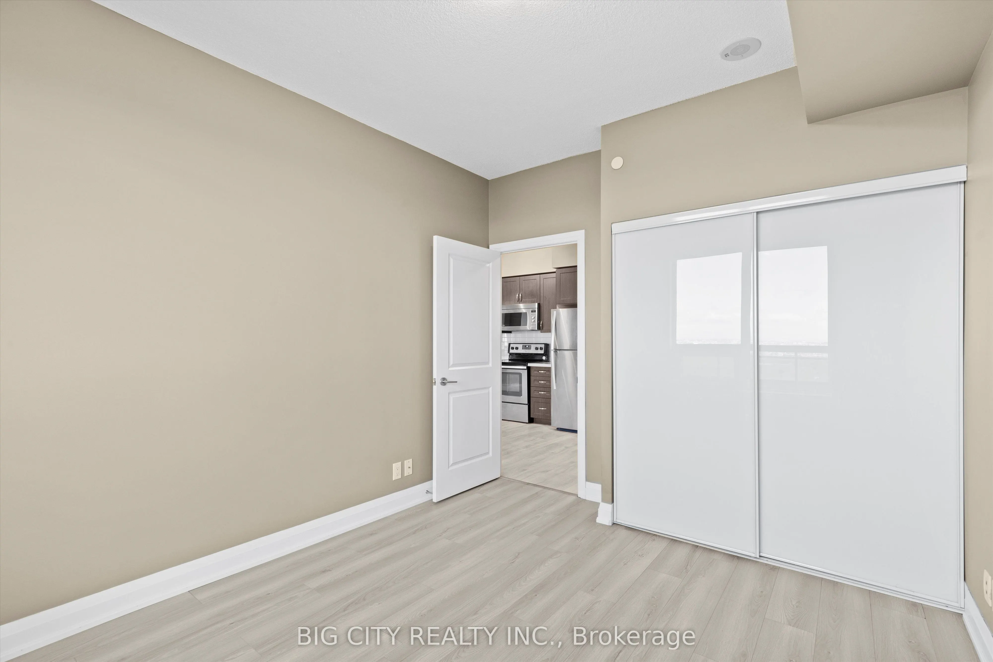 7890 Bathurst Street, #2210