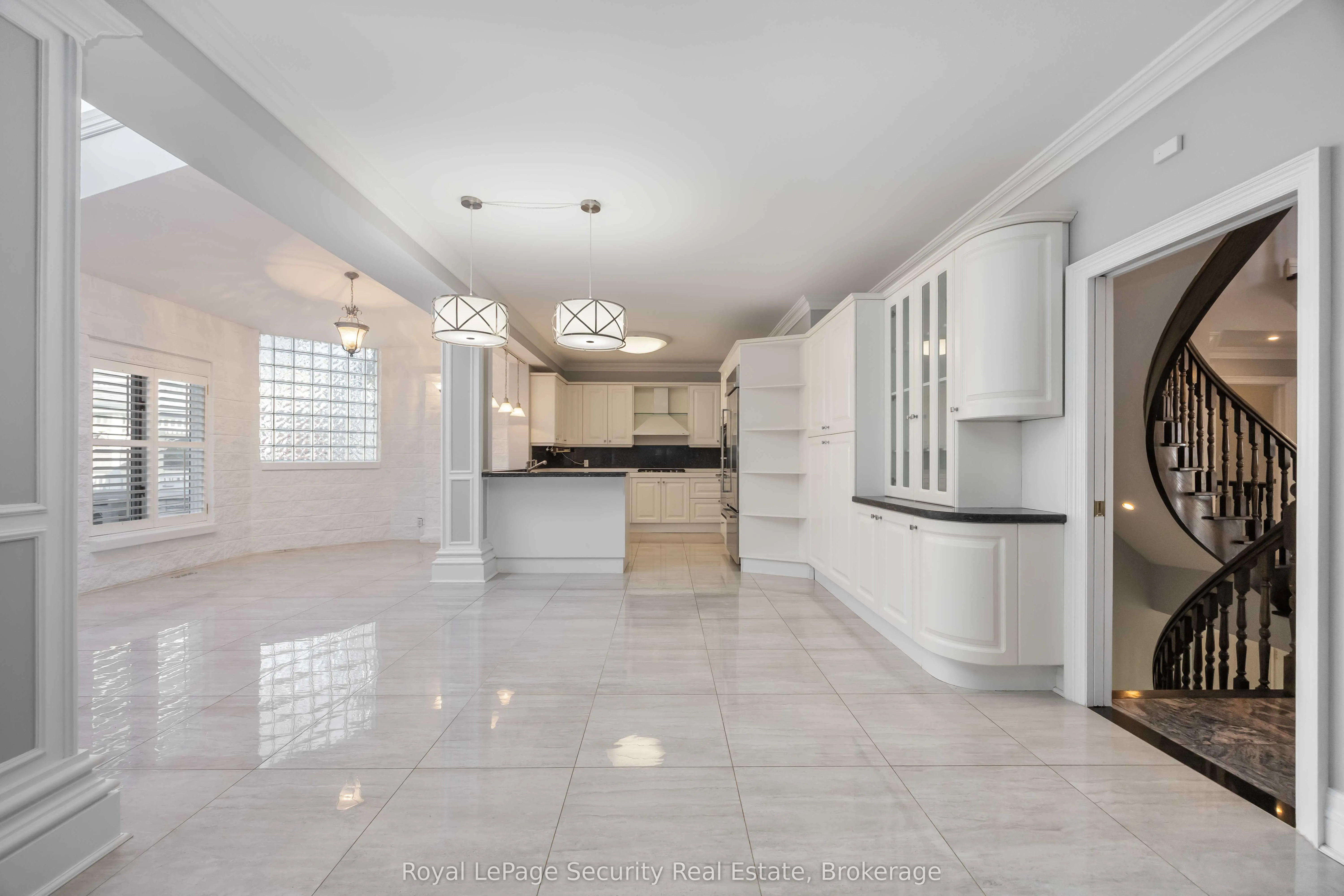 138 Elgin Mills Road W