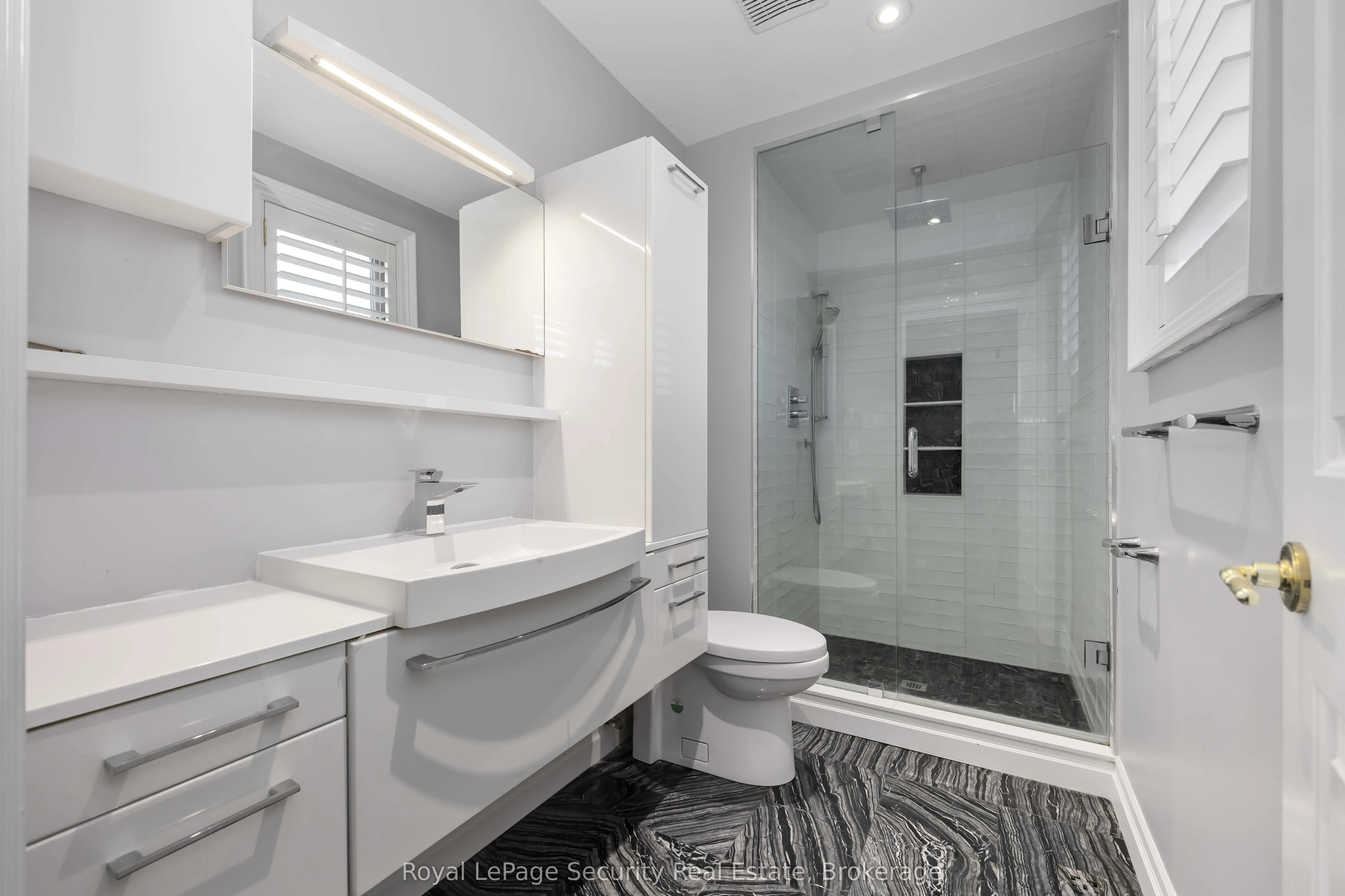 138 Elgin Mills Road W