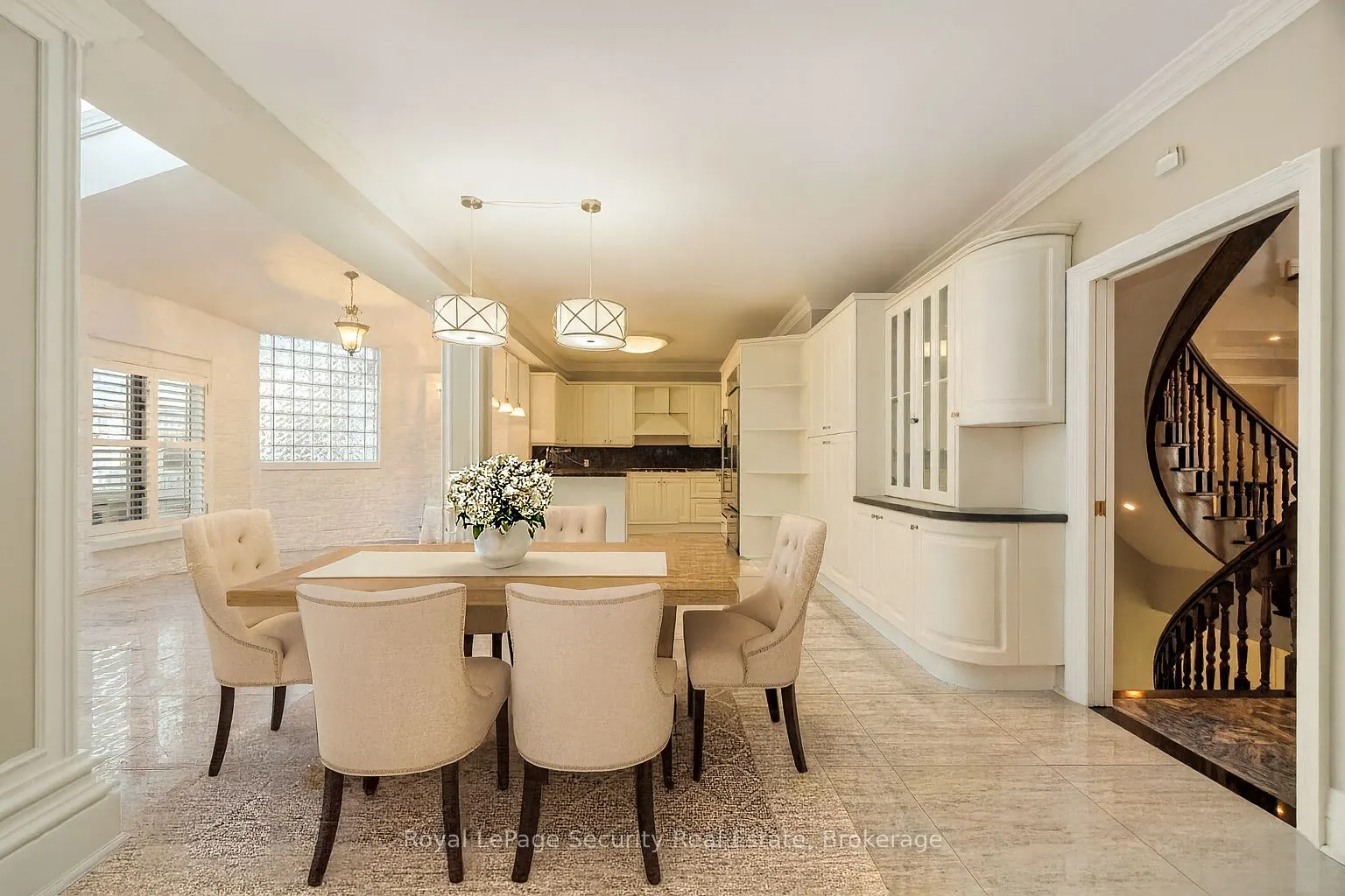 138 Elgin Mills Road W