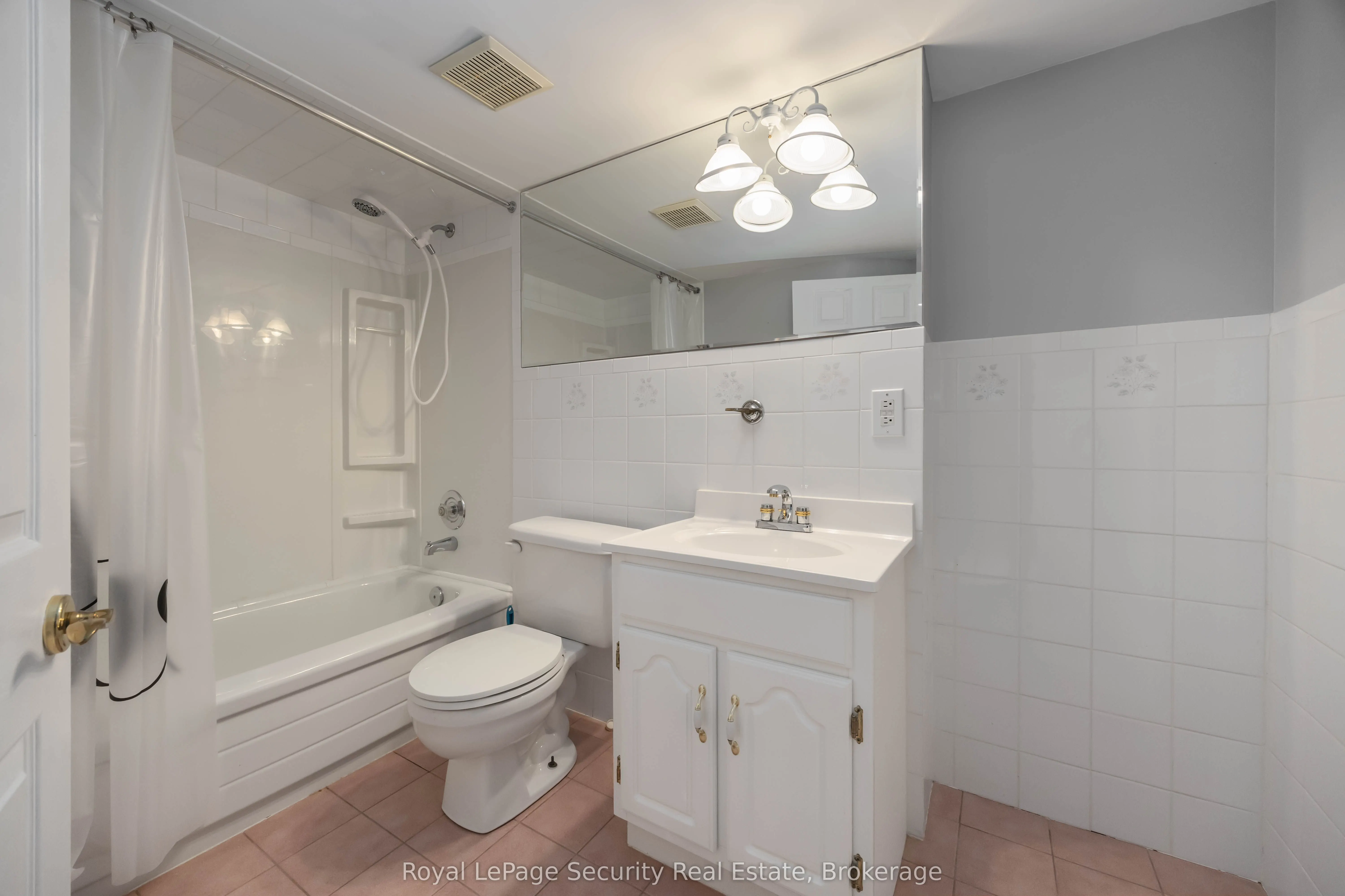 138 Elgin Mills Road W