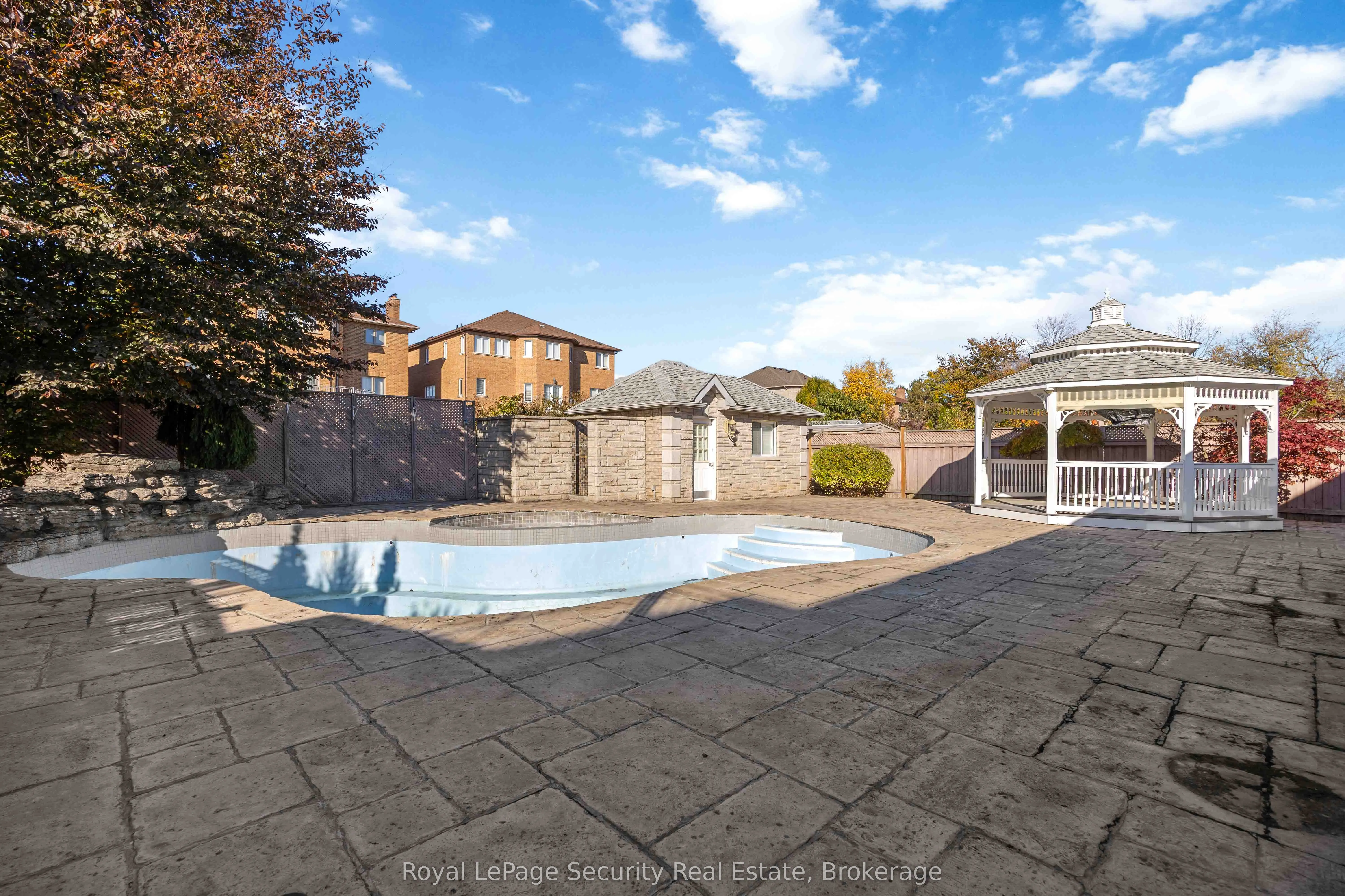 138 Elgin Mills Road W