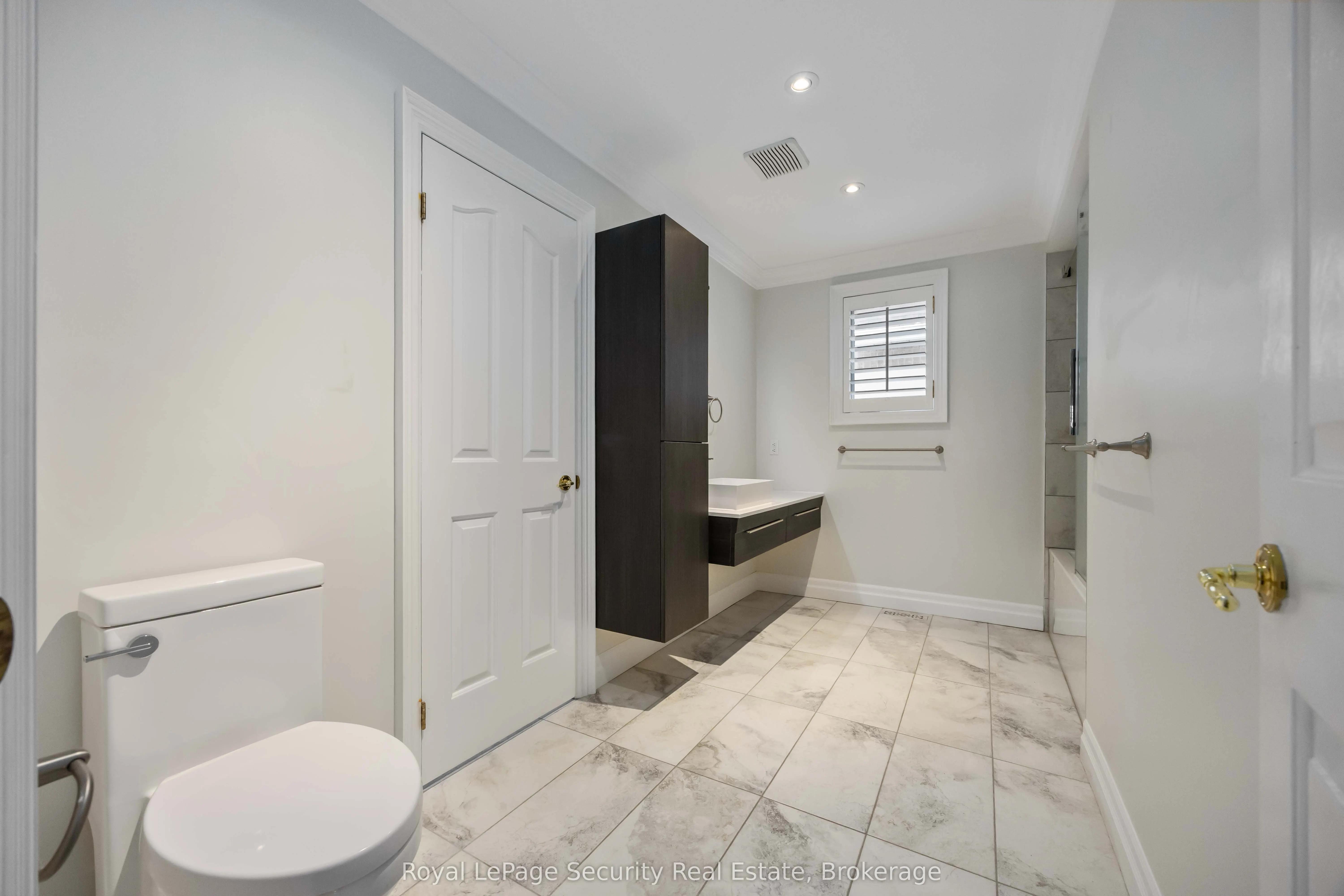 138 Elgin Mills Road W