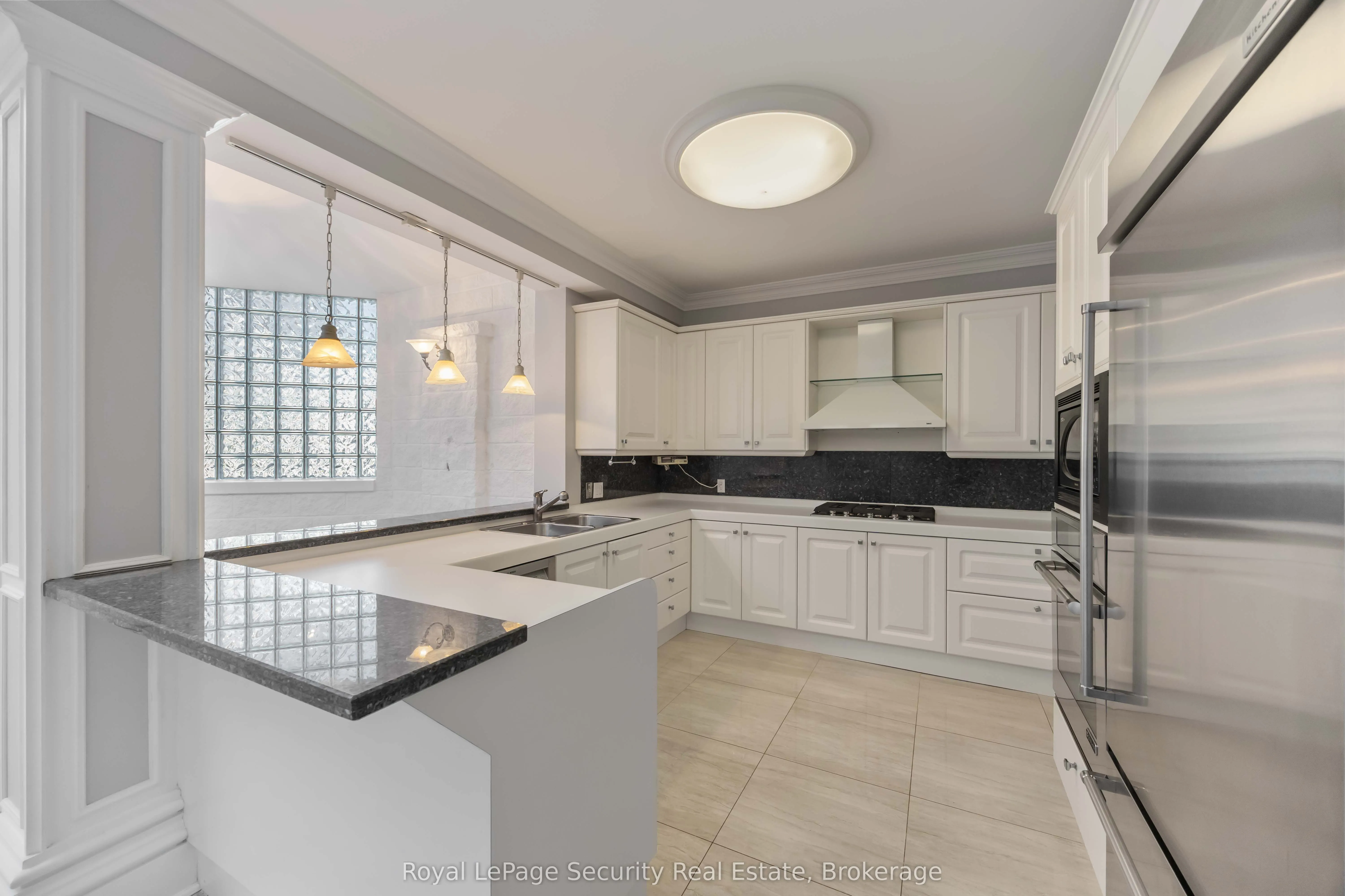 138 Elgin Mills Road W