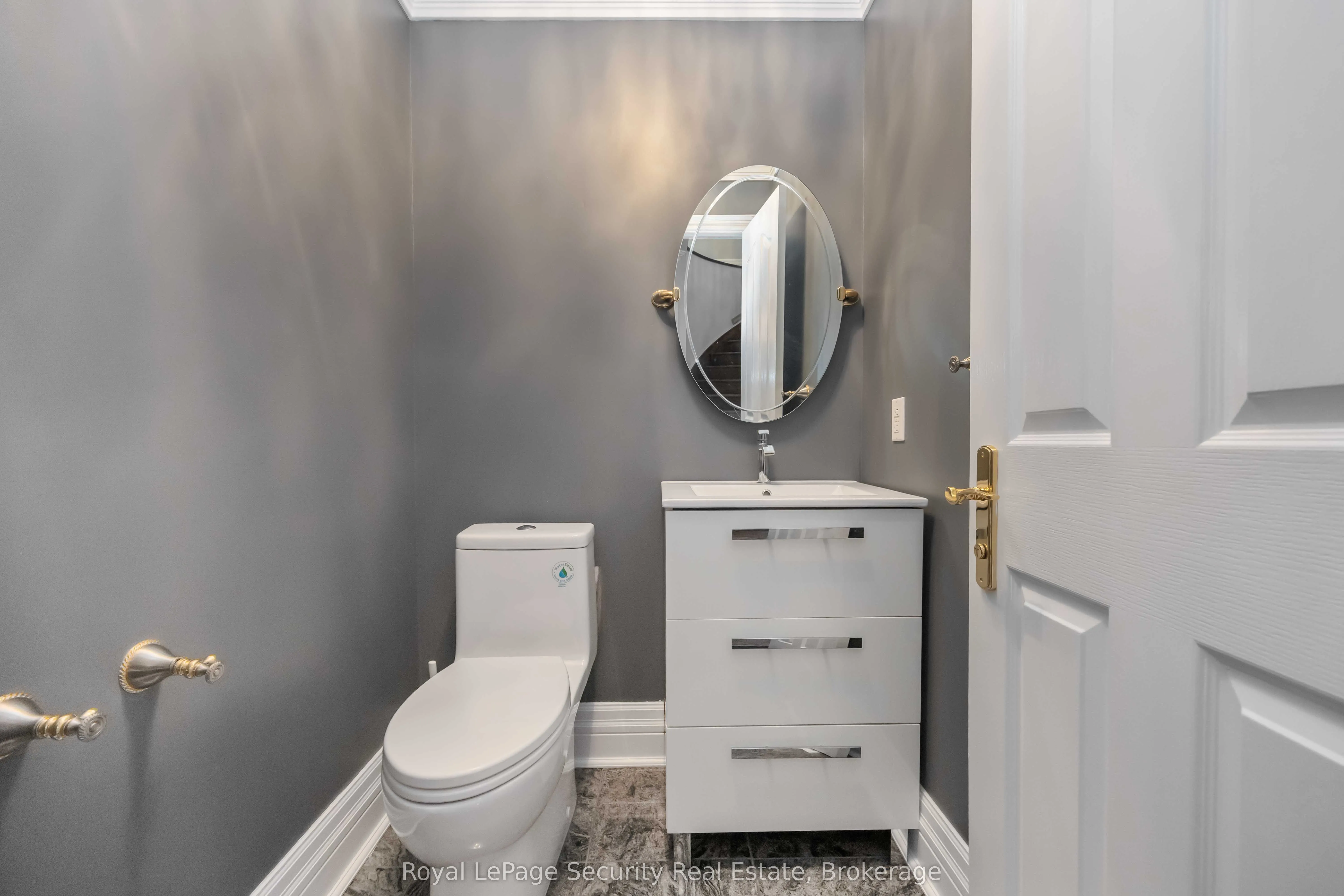 138 Elgin Mills Road W