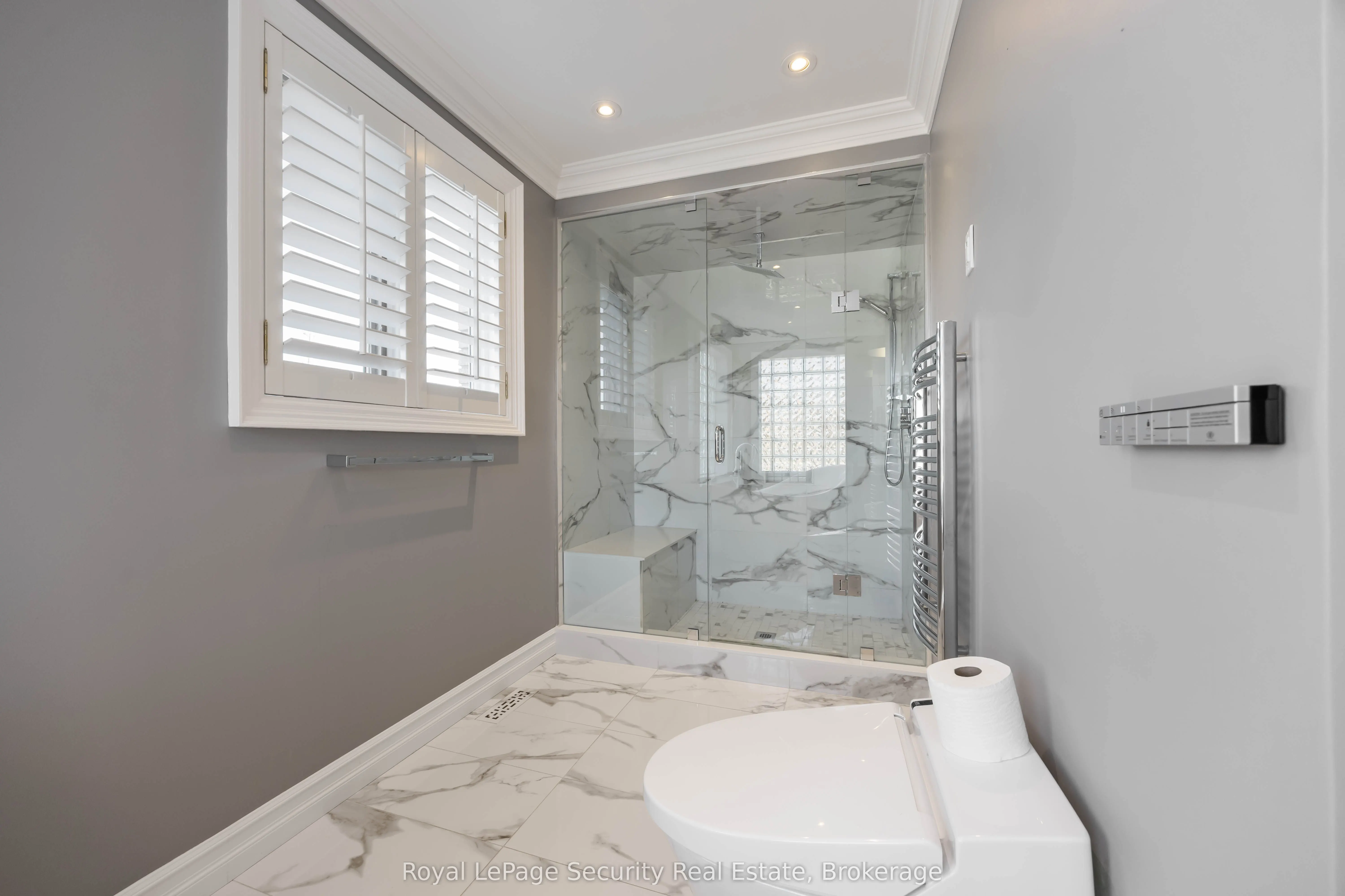 138 Elgin Mills Road W