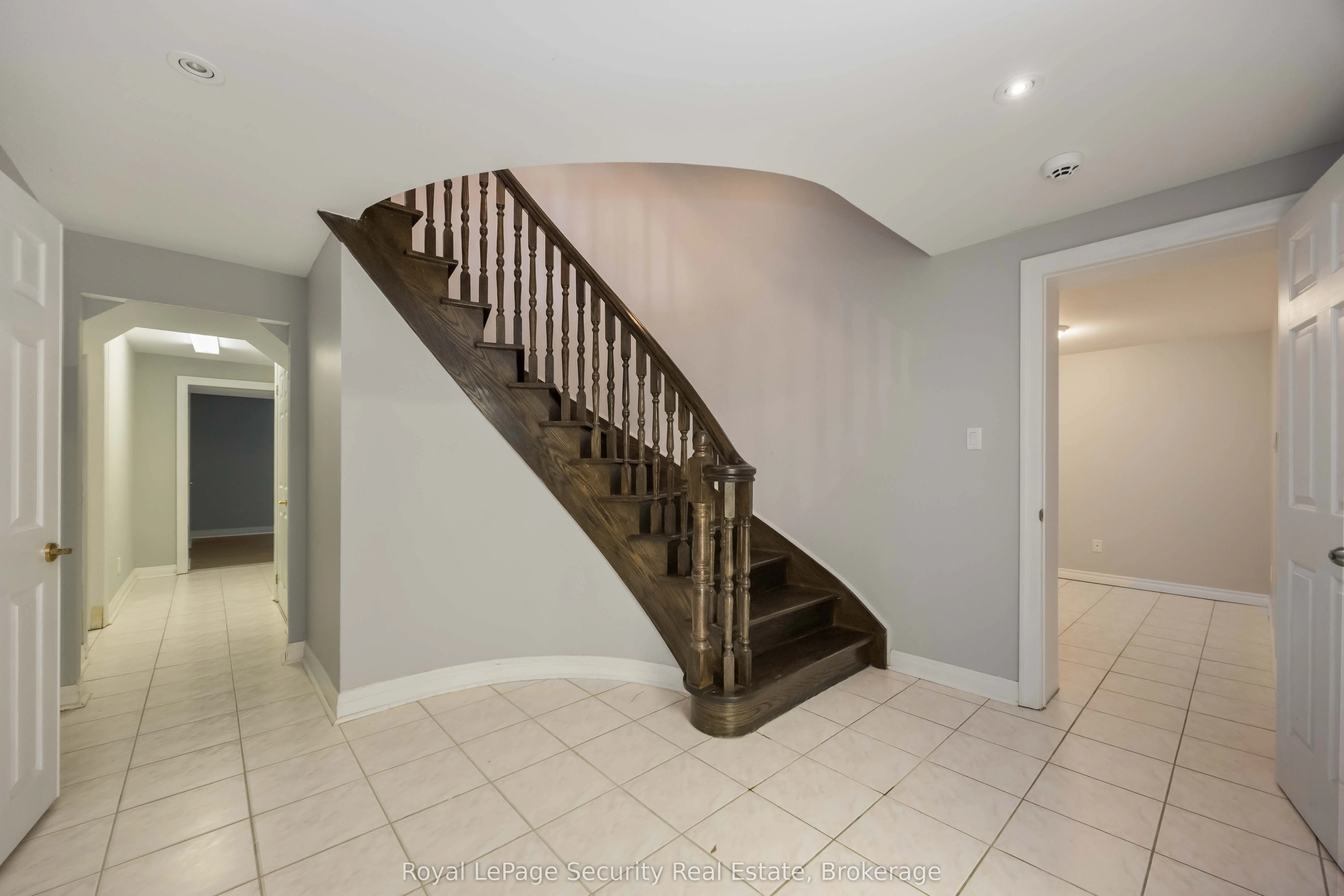 138 Elgin Mills Road W