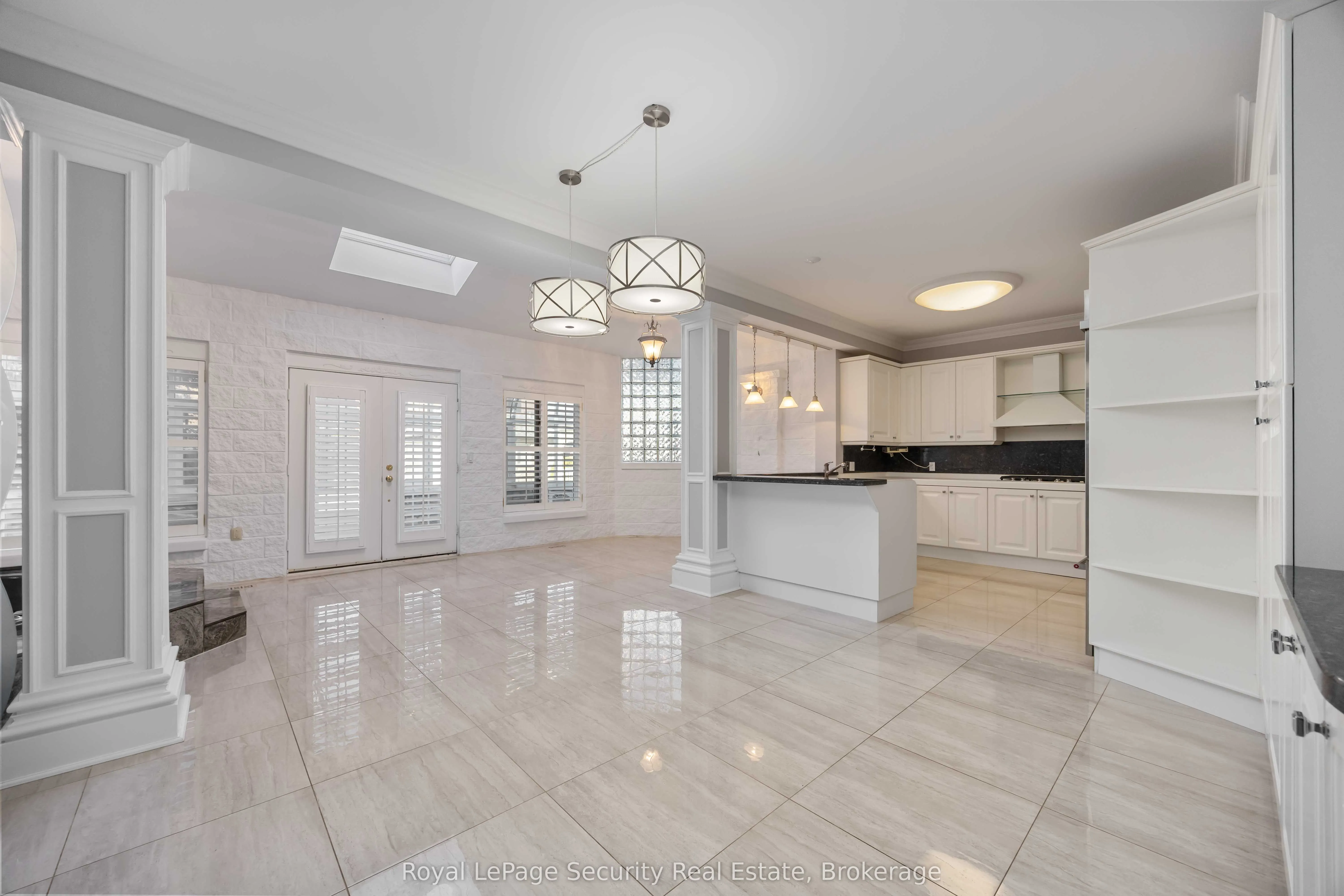 138 Elgin Mills Road W