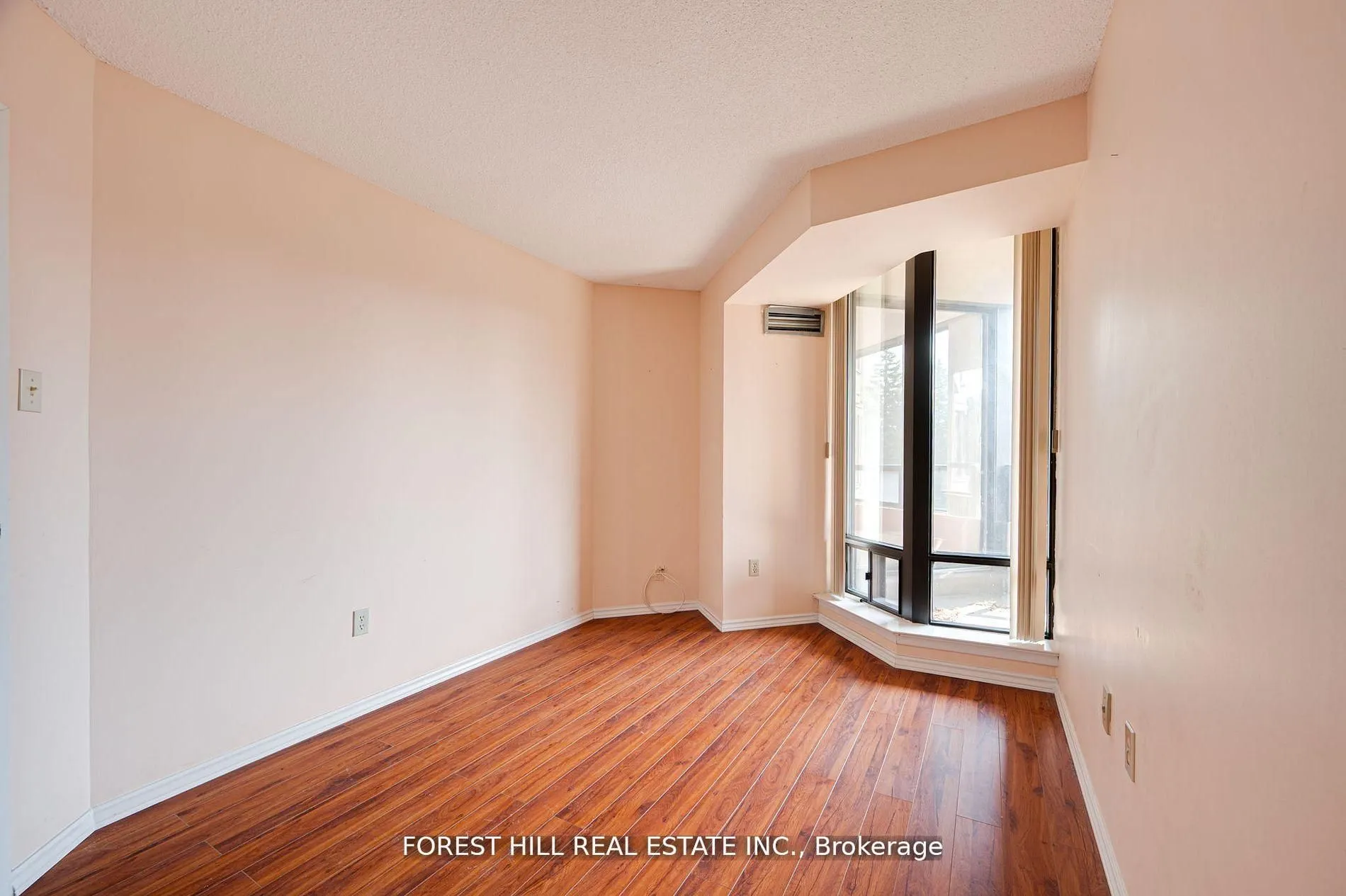 7440 Bathurst Street, #308