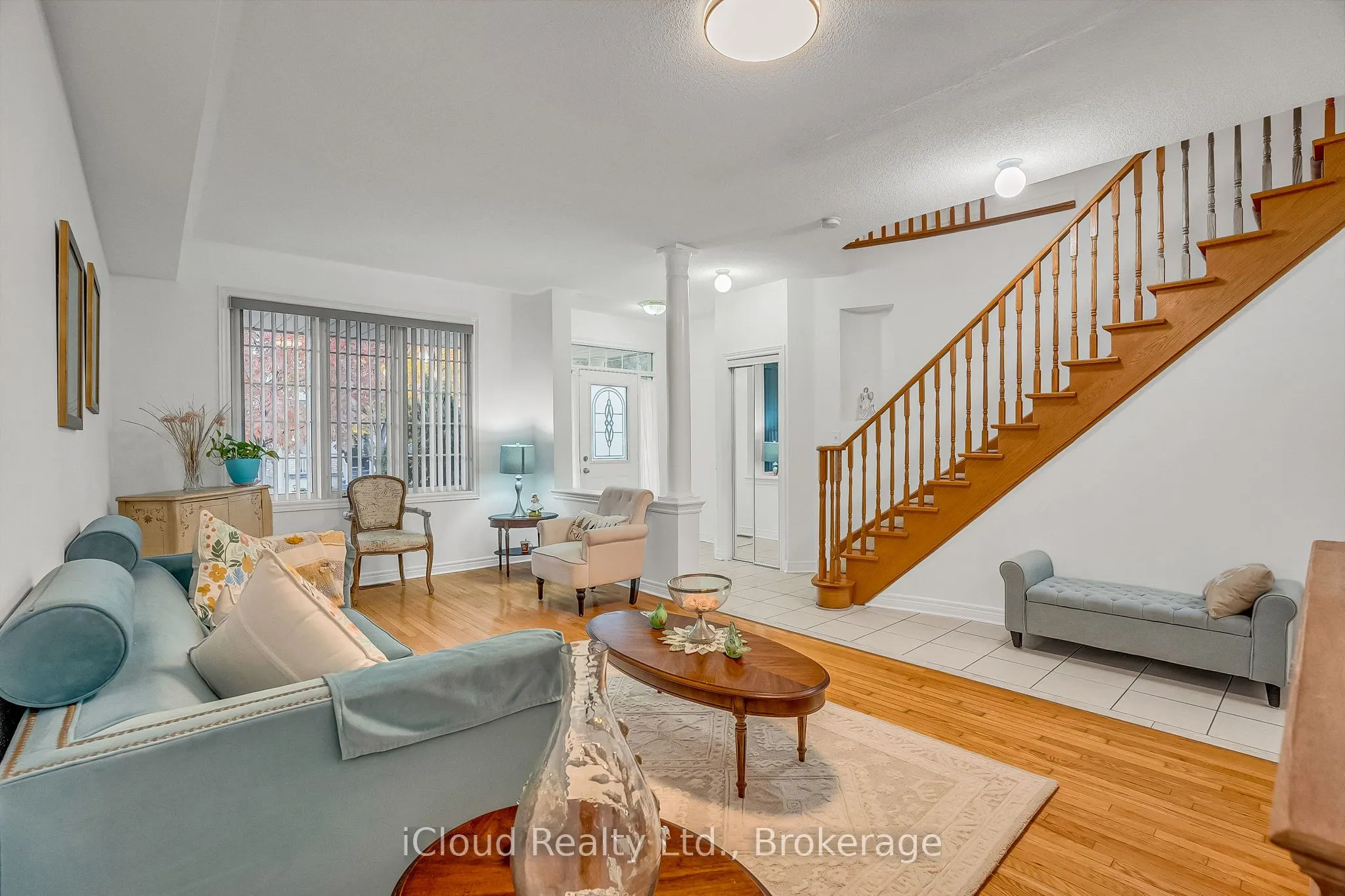 18 Daiseyfield Crescent