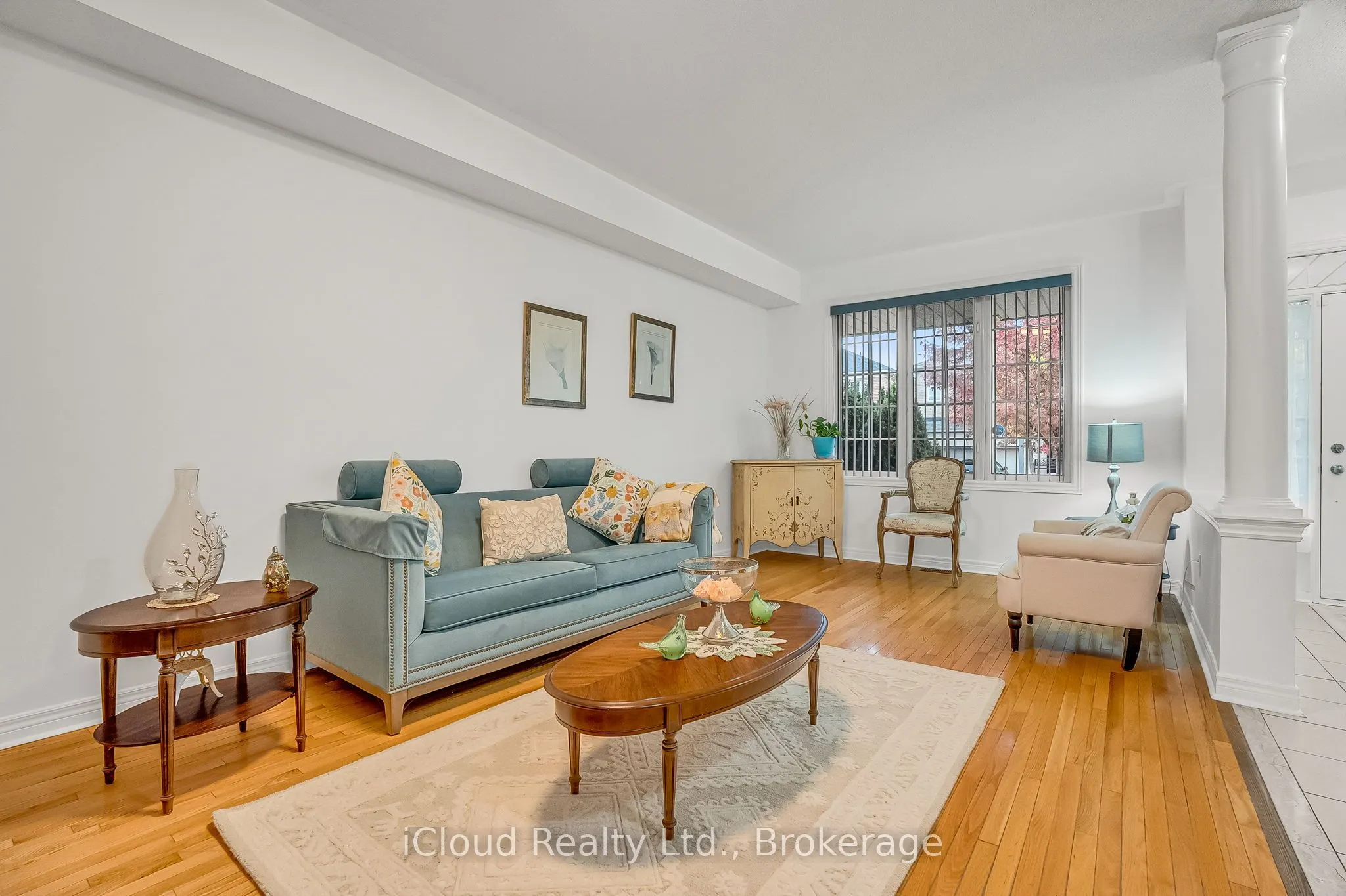 18 Daiseyfield Crescent