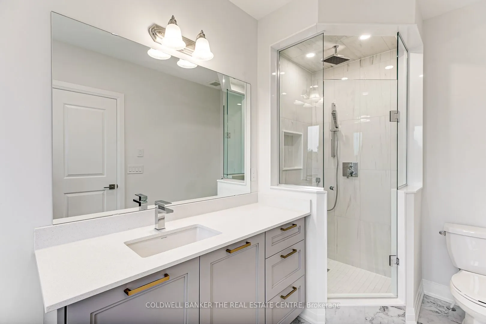 549 New England Court