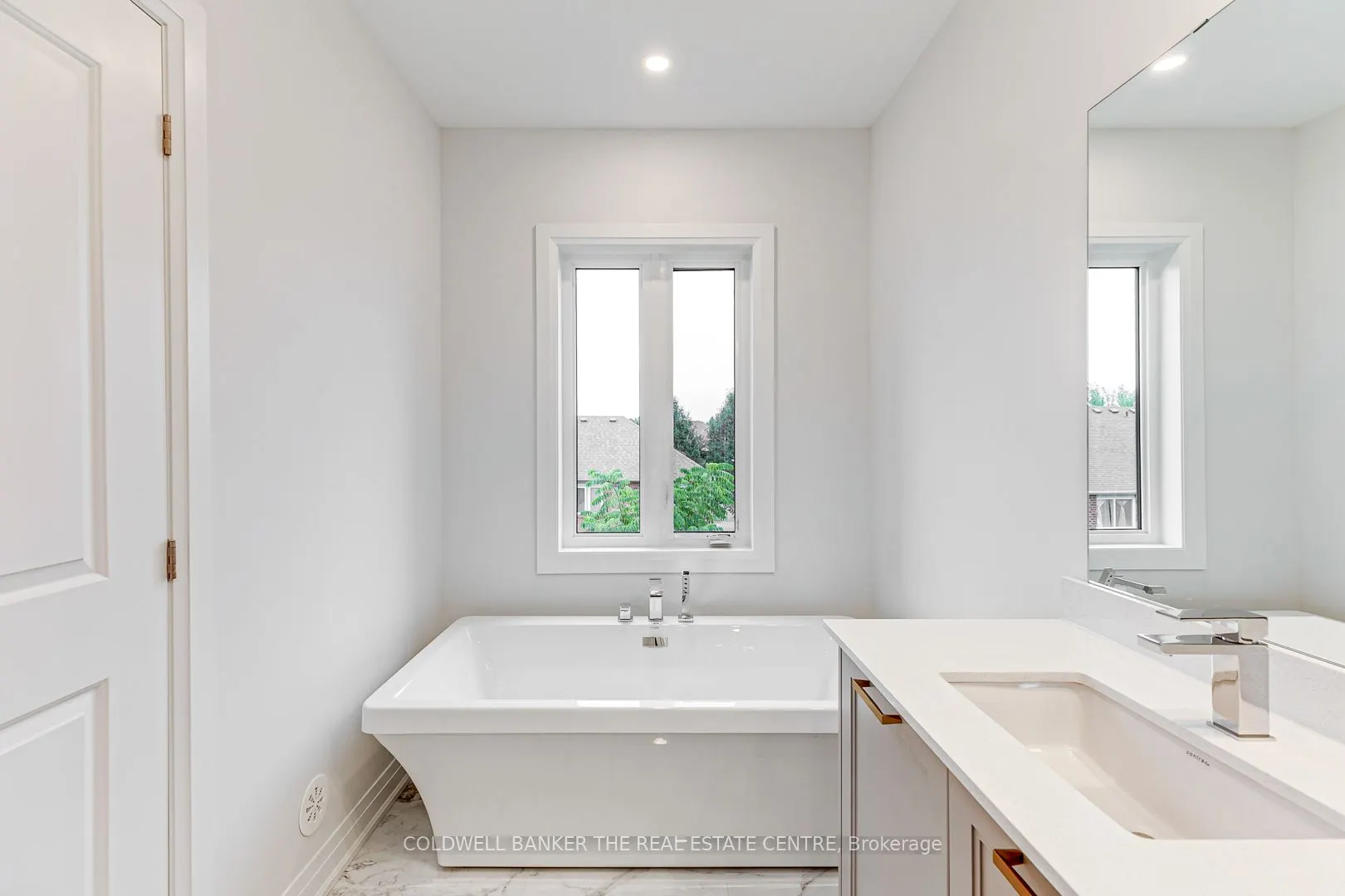 549 New England Court