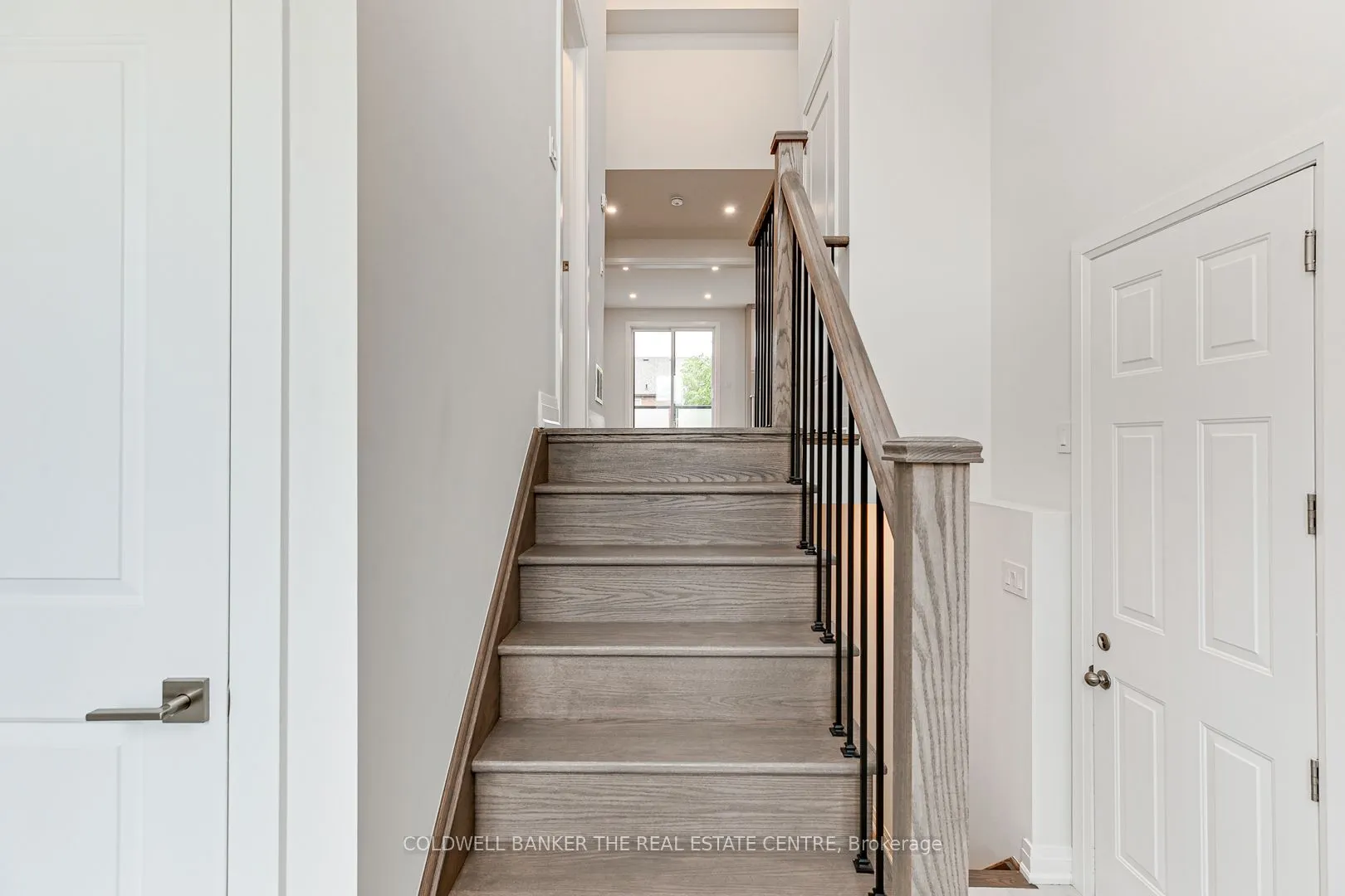 549 New England Court