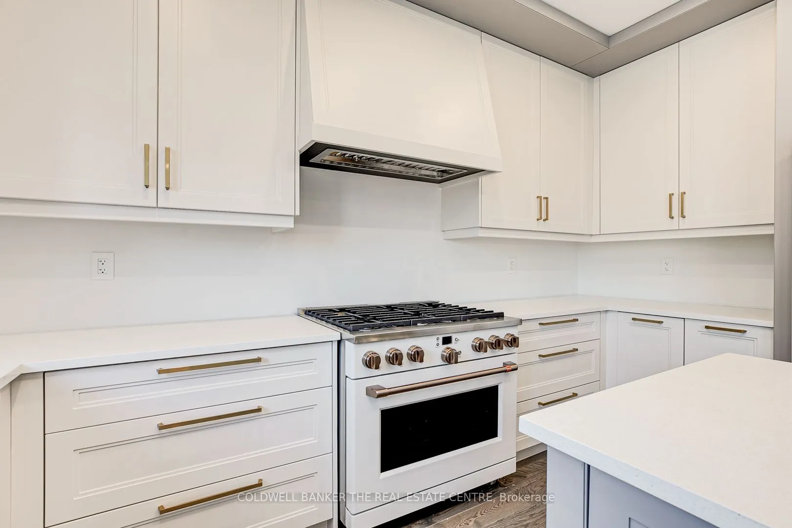 549 New England Court