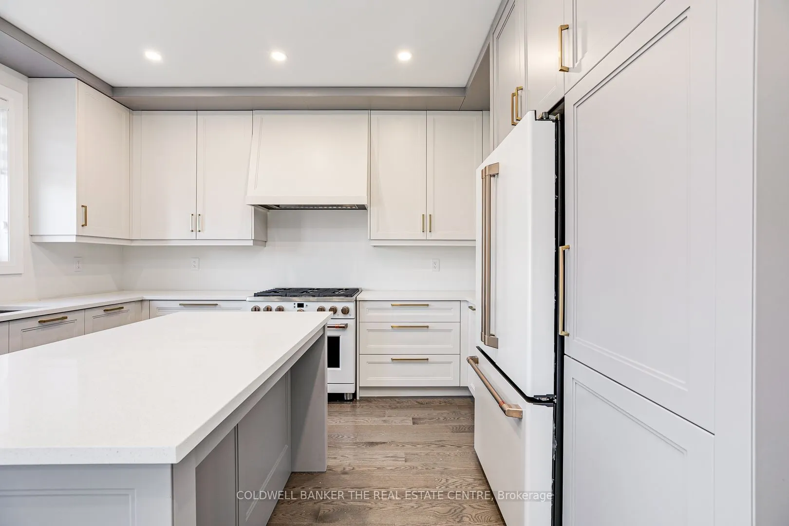 549 New England Court