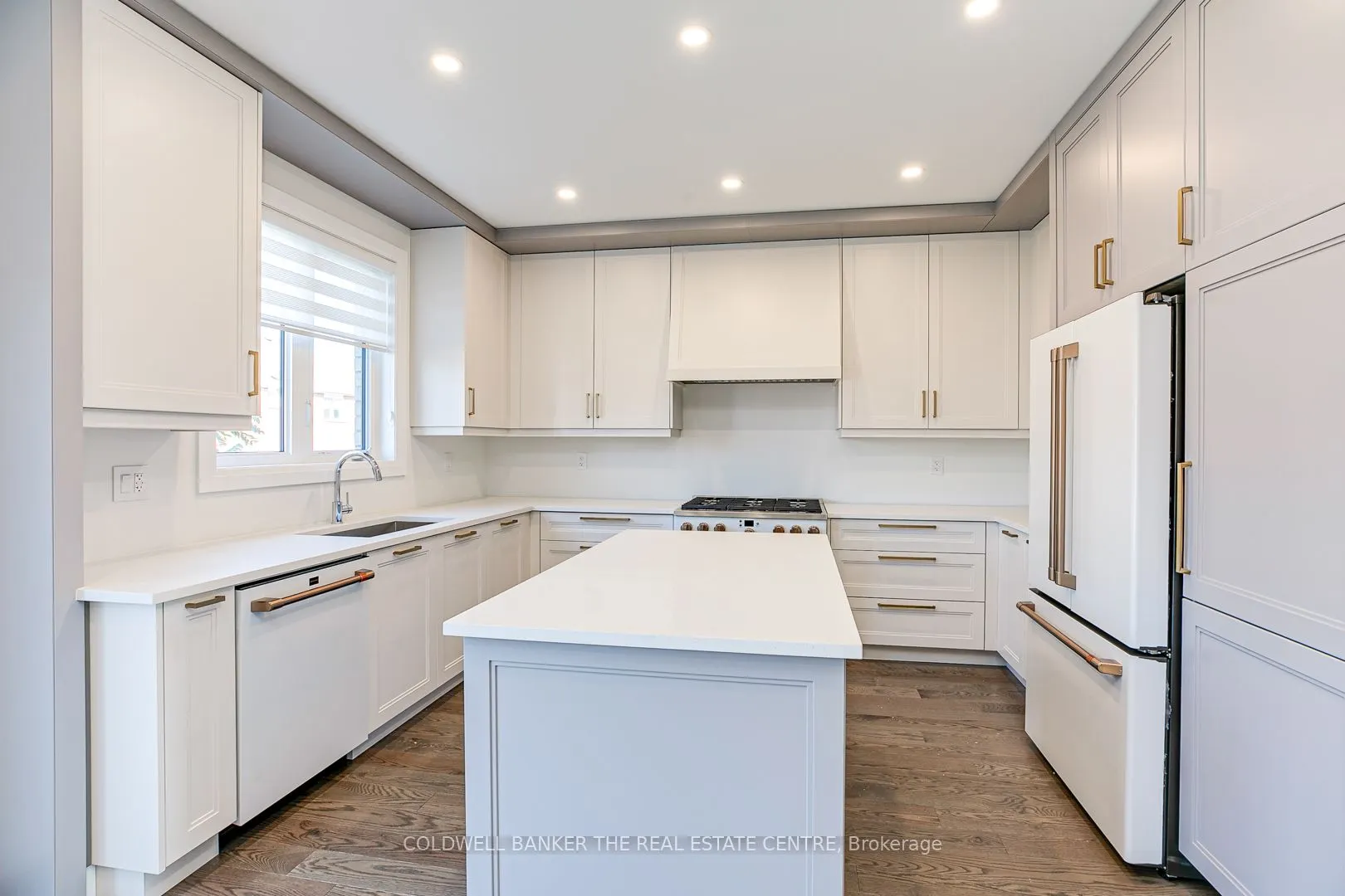 549 New England Court