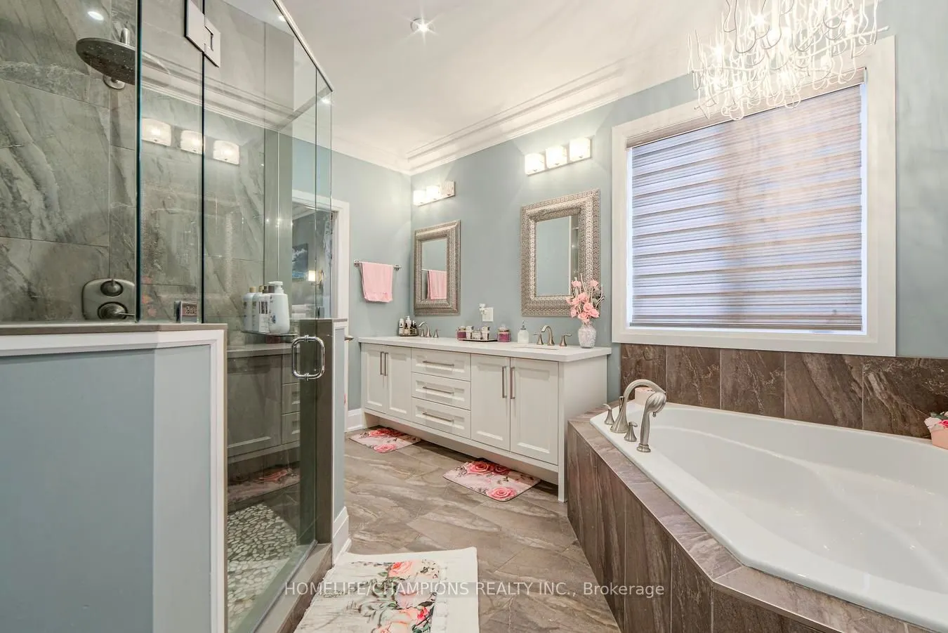 276 Sunnybrae Avenue