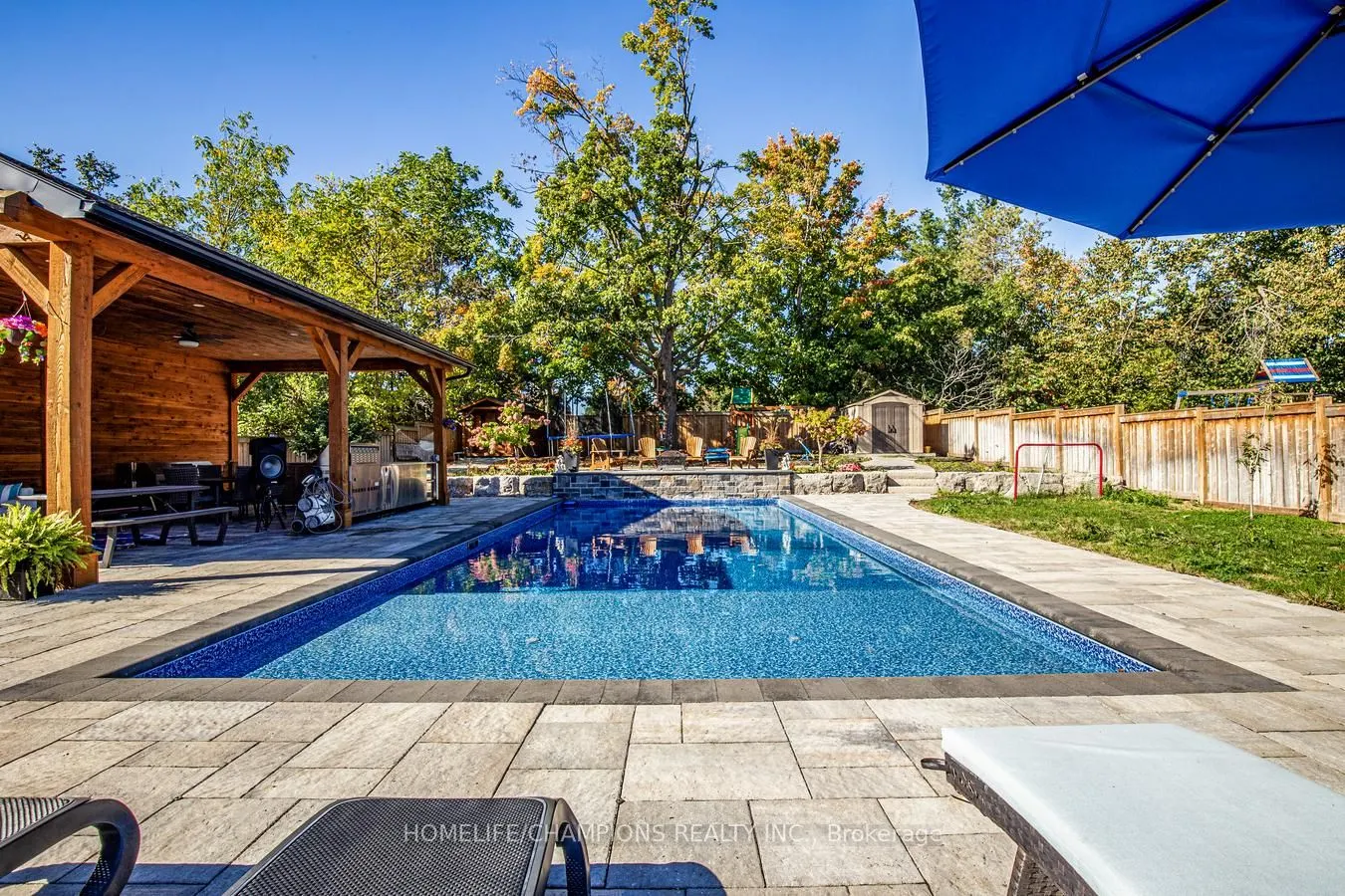 276 Sunnybrae Avenue