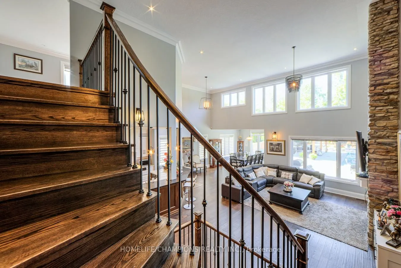 276 Sunnybrae Avenue