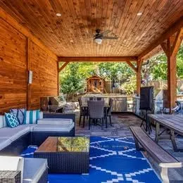 276 Sunnybrae Avenue