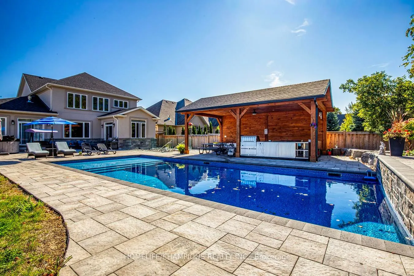 276 Sunnybrae Avenue