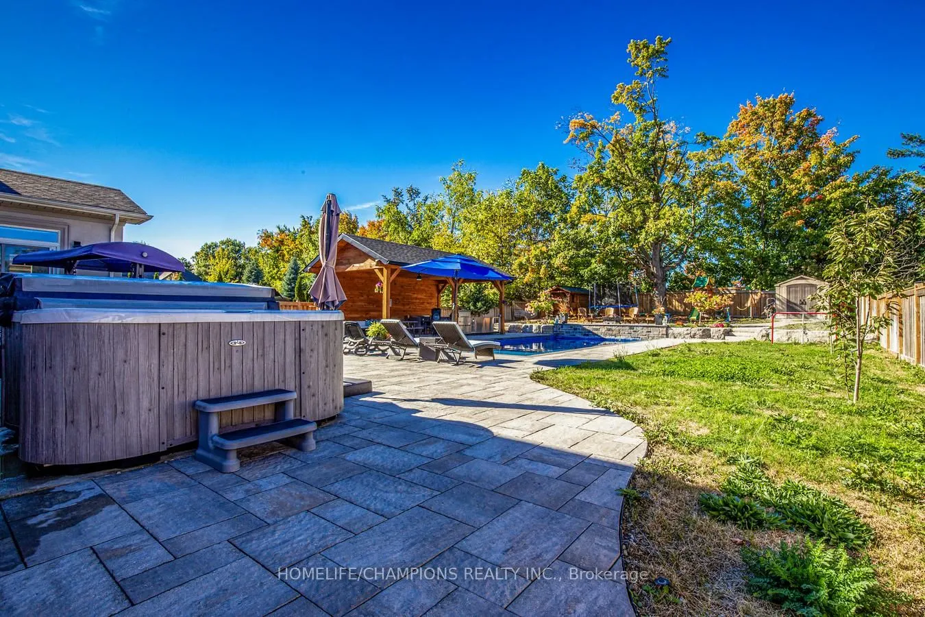 276 Sunnybrae Avenue