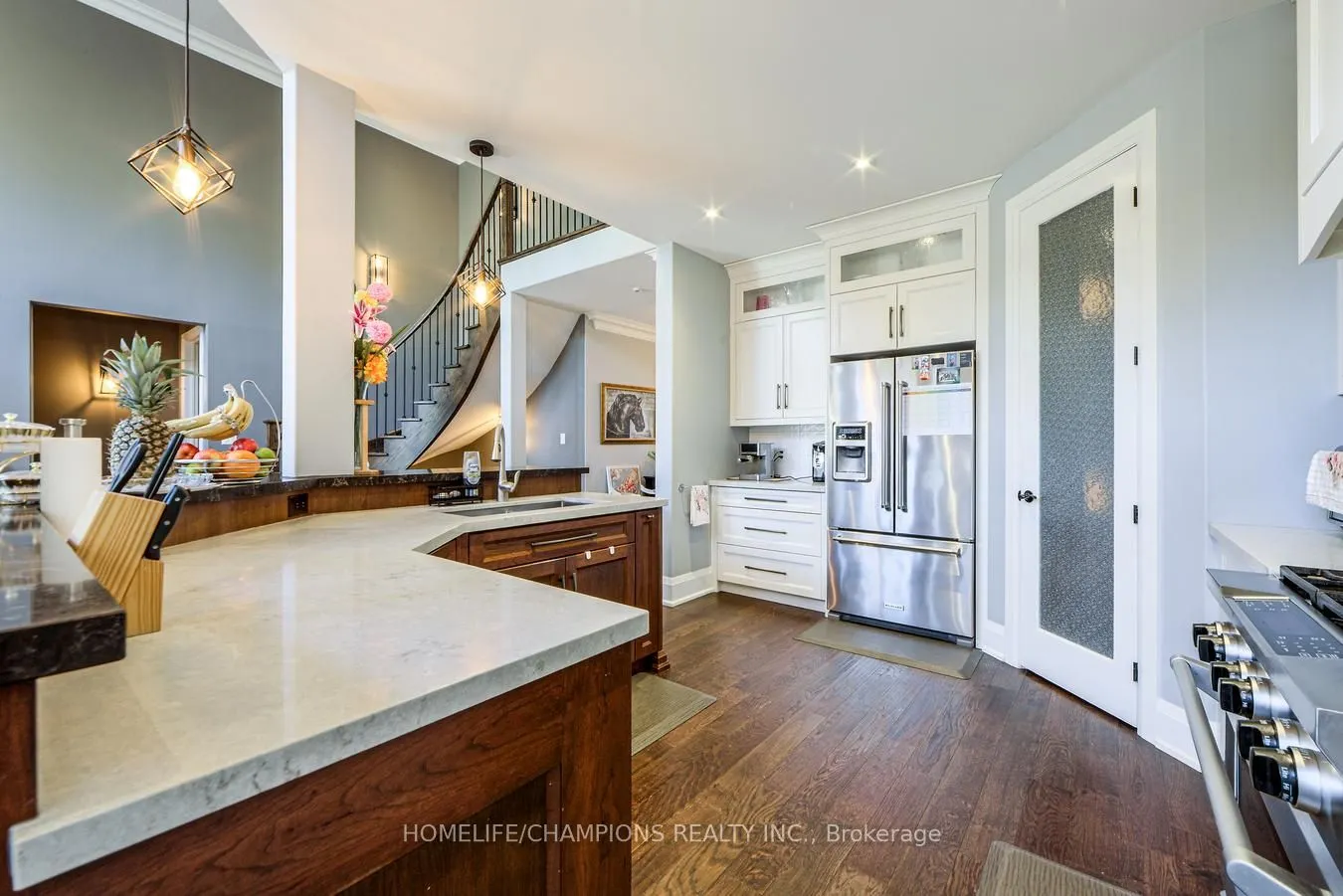 276 Sunnybrae Avenue