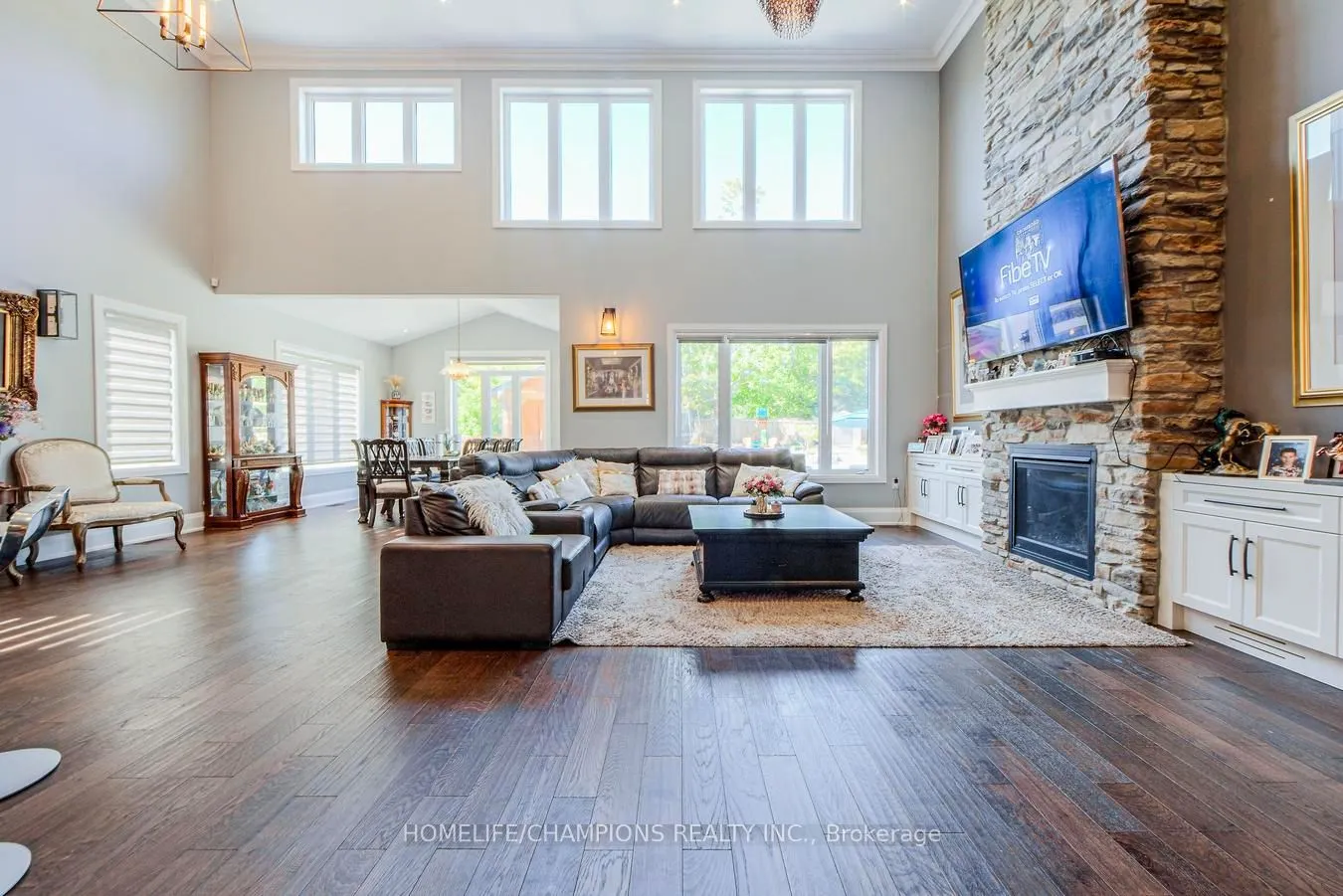 276 Sunnybrae Avenue