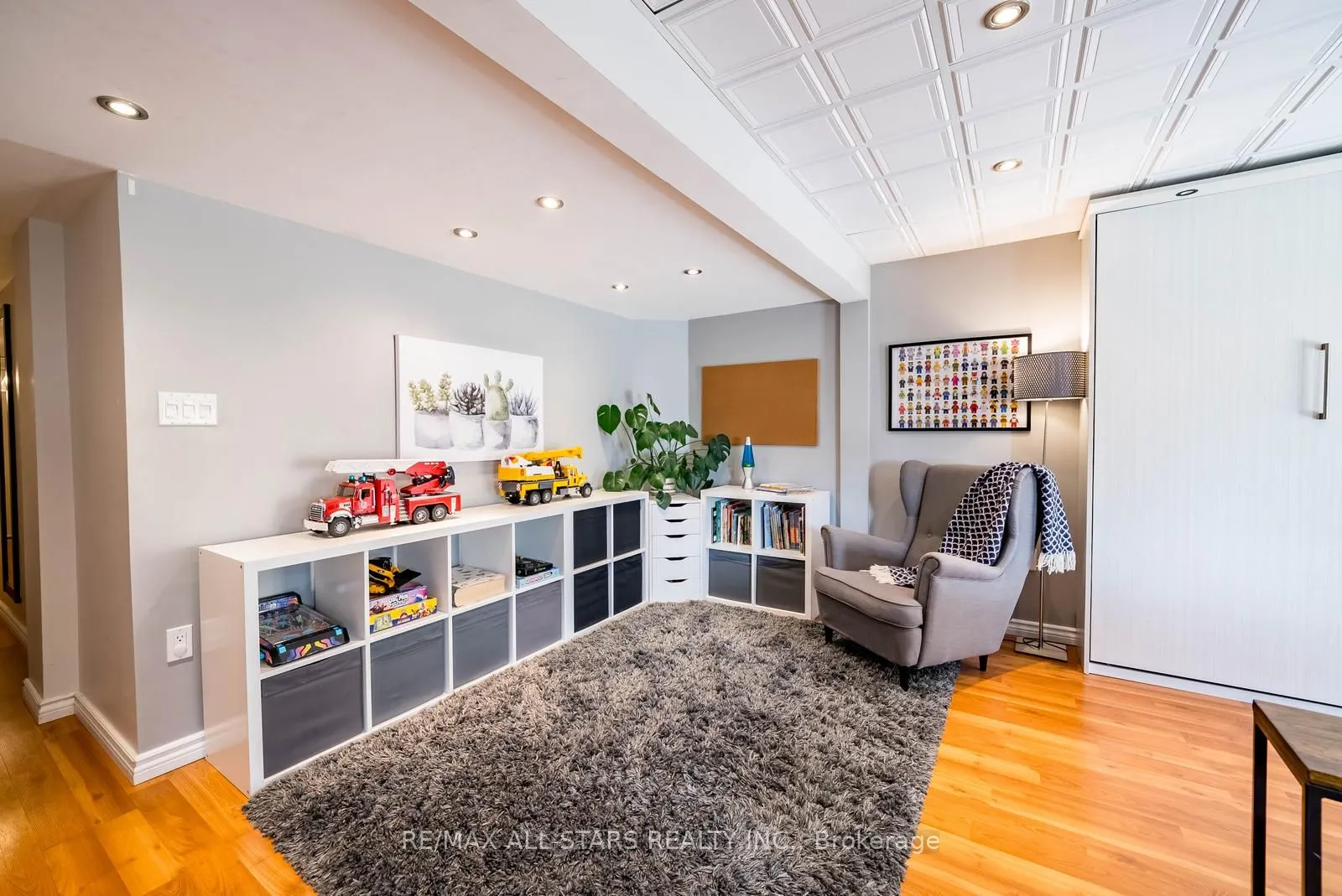 177 Dougherty Crescent