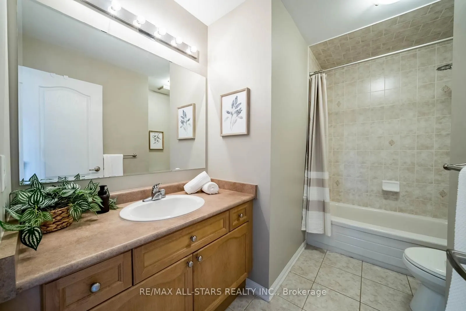 177 Dougherty Crescent