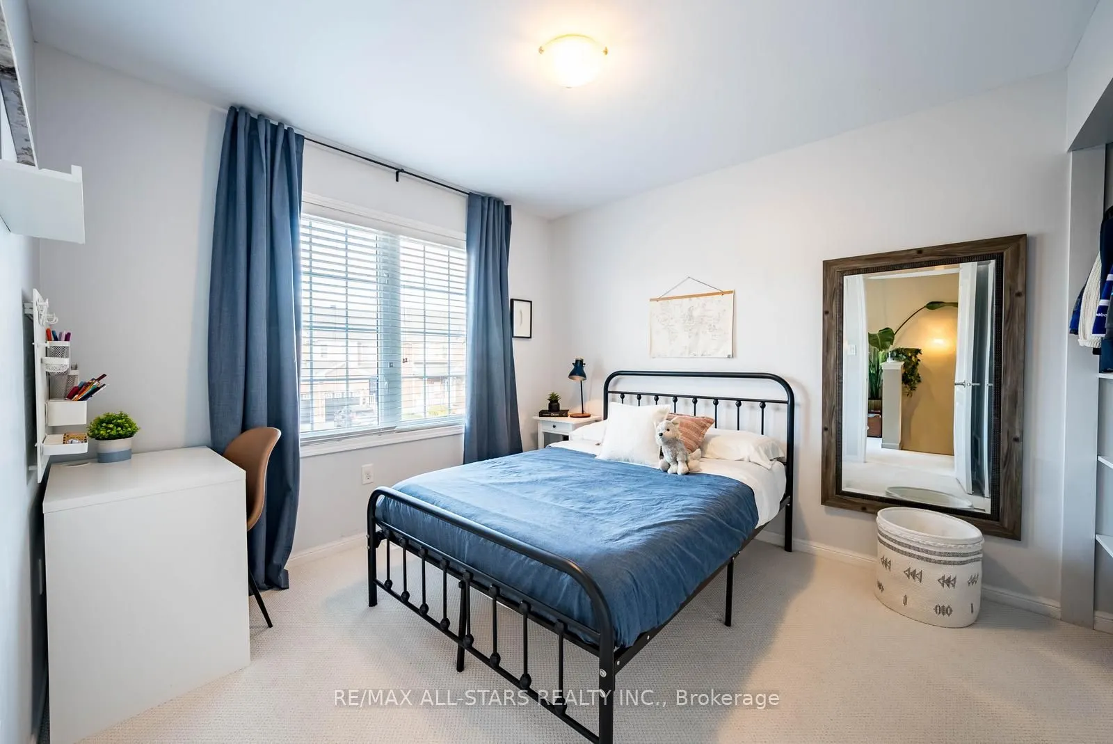 177 Dougherty Crescent