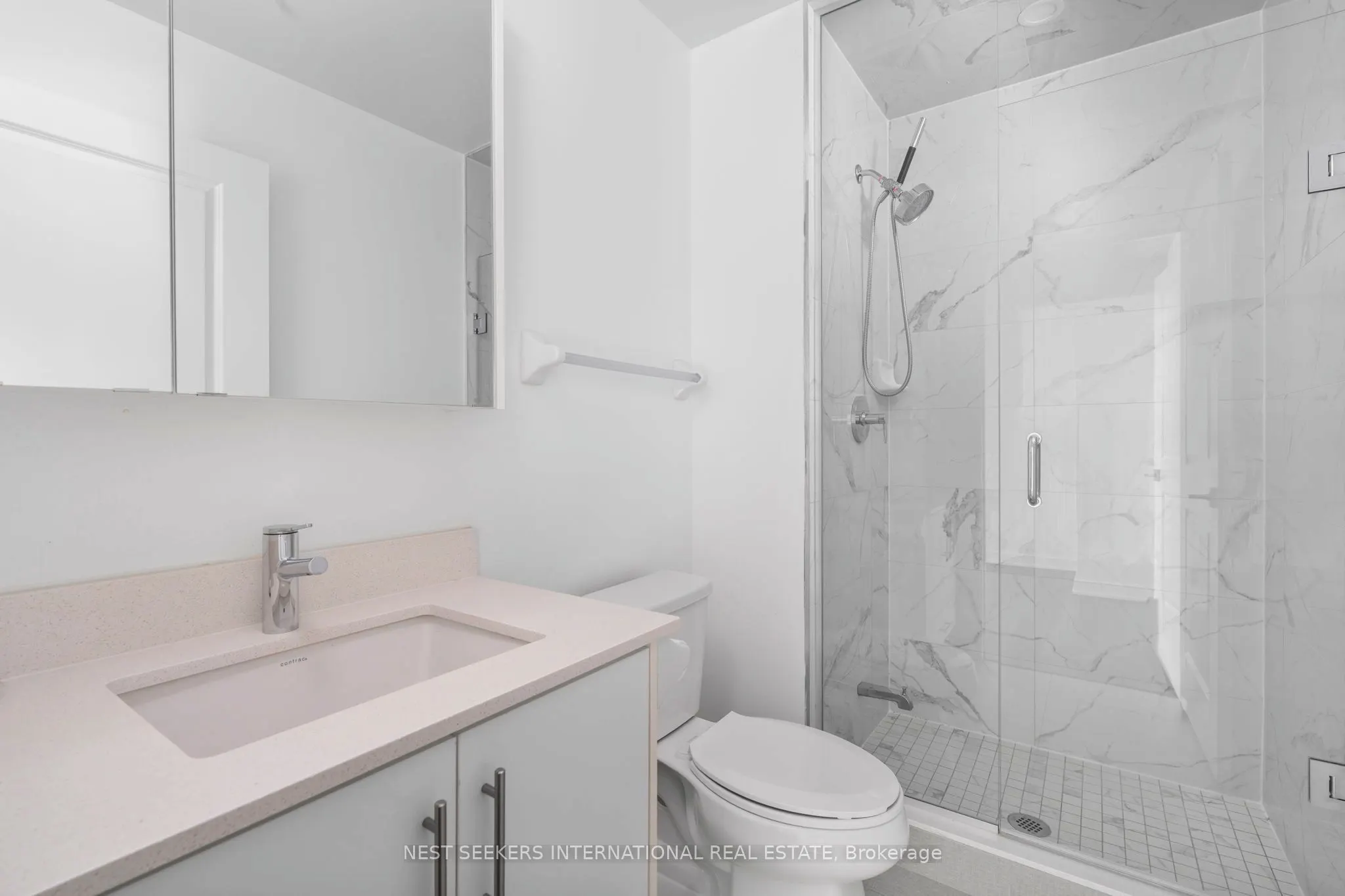 85 Oneida Crescent, #303