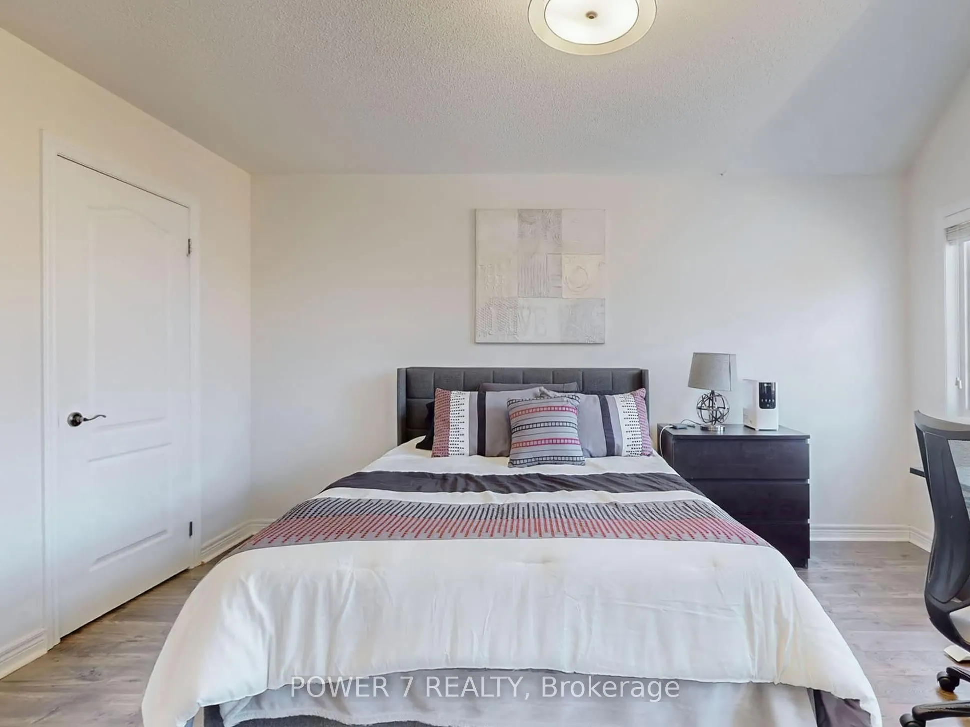 180 Woodspring Avenue