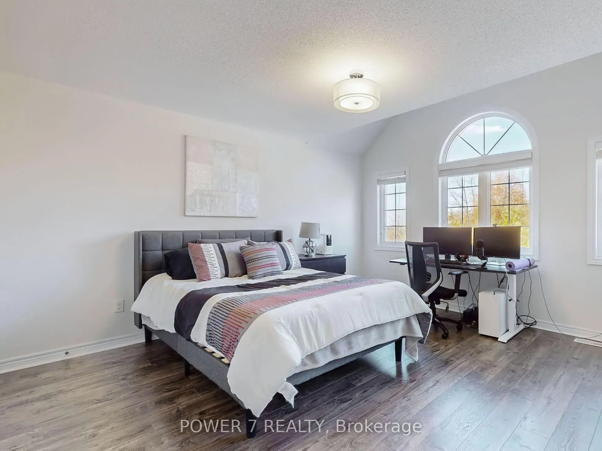 180 Woodspring Avenue